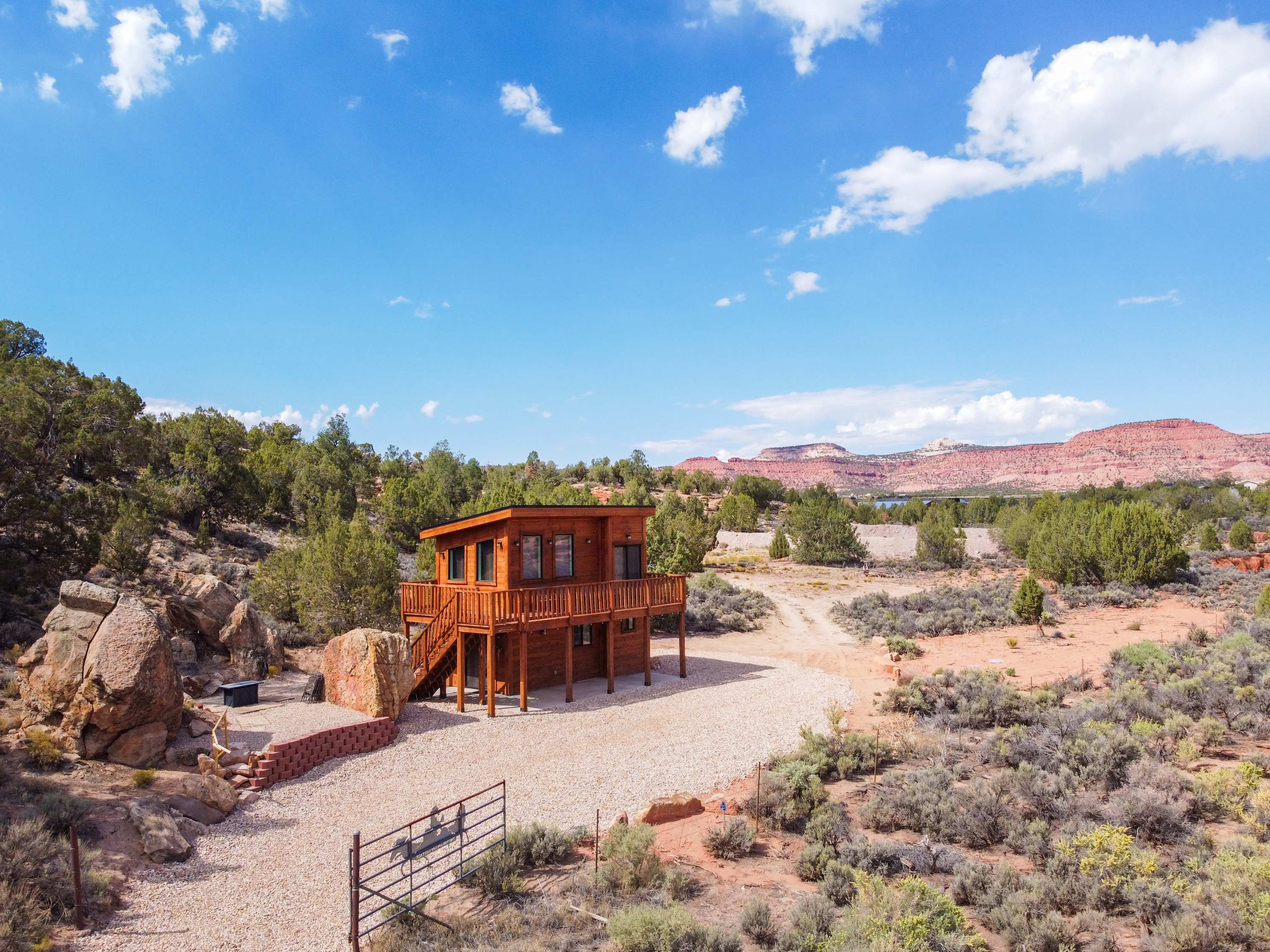 Tiny home with panoramic views & excellent stargazing — Kanab, UT — vacation rental