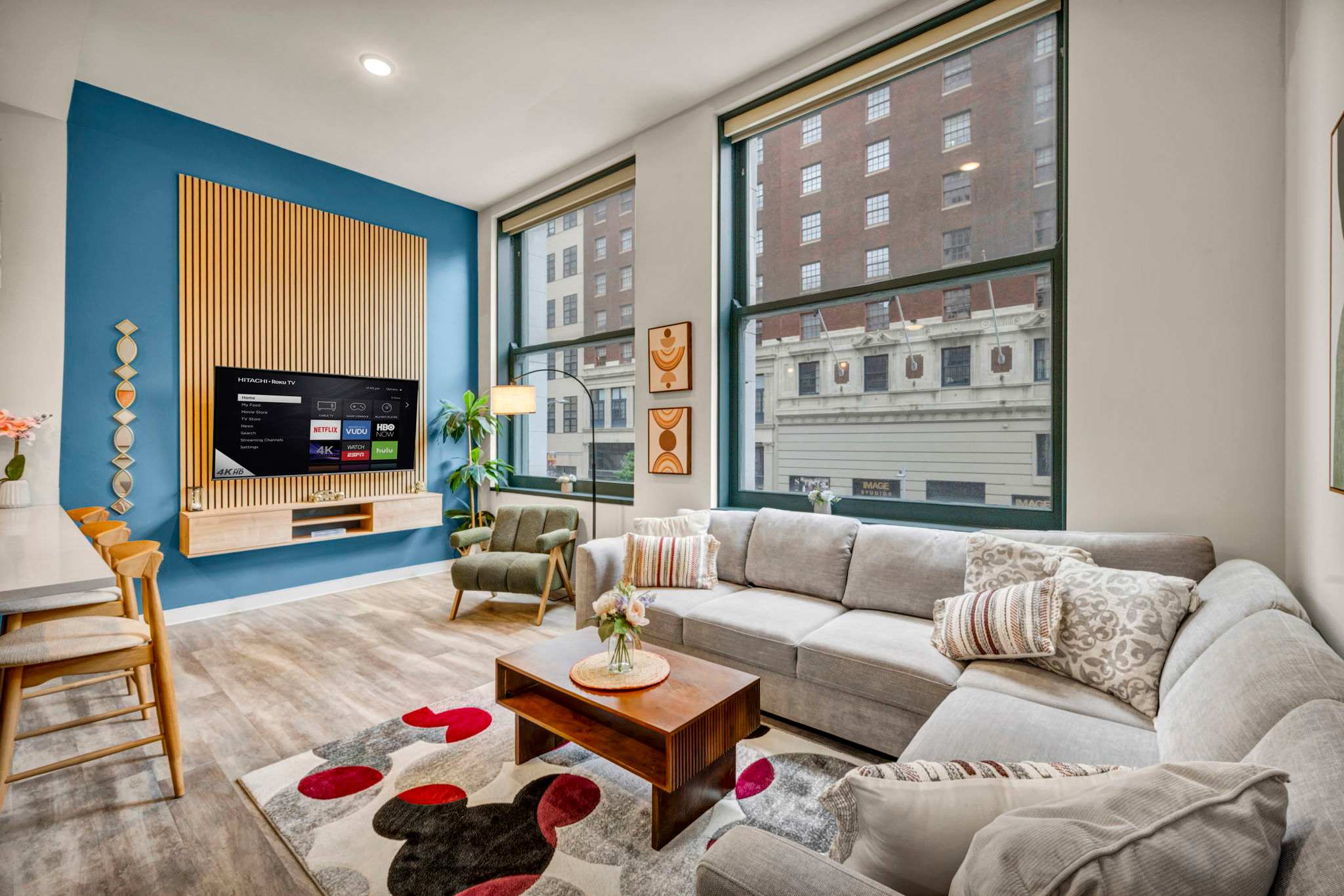 Luxe Flat w/ Heated Pool & Sauna • Gym•Heart of DT — Cleveland, OH — vacation rental