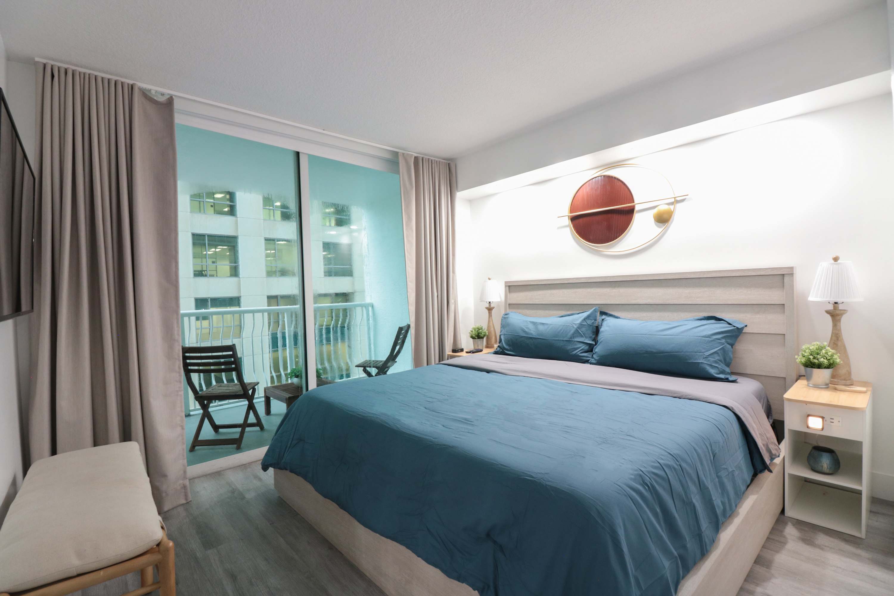 Luxury Brickell Condo, 1 BR & Resort Amenities!