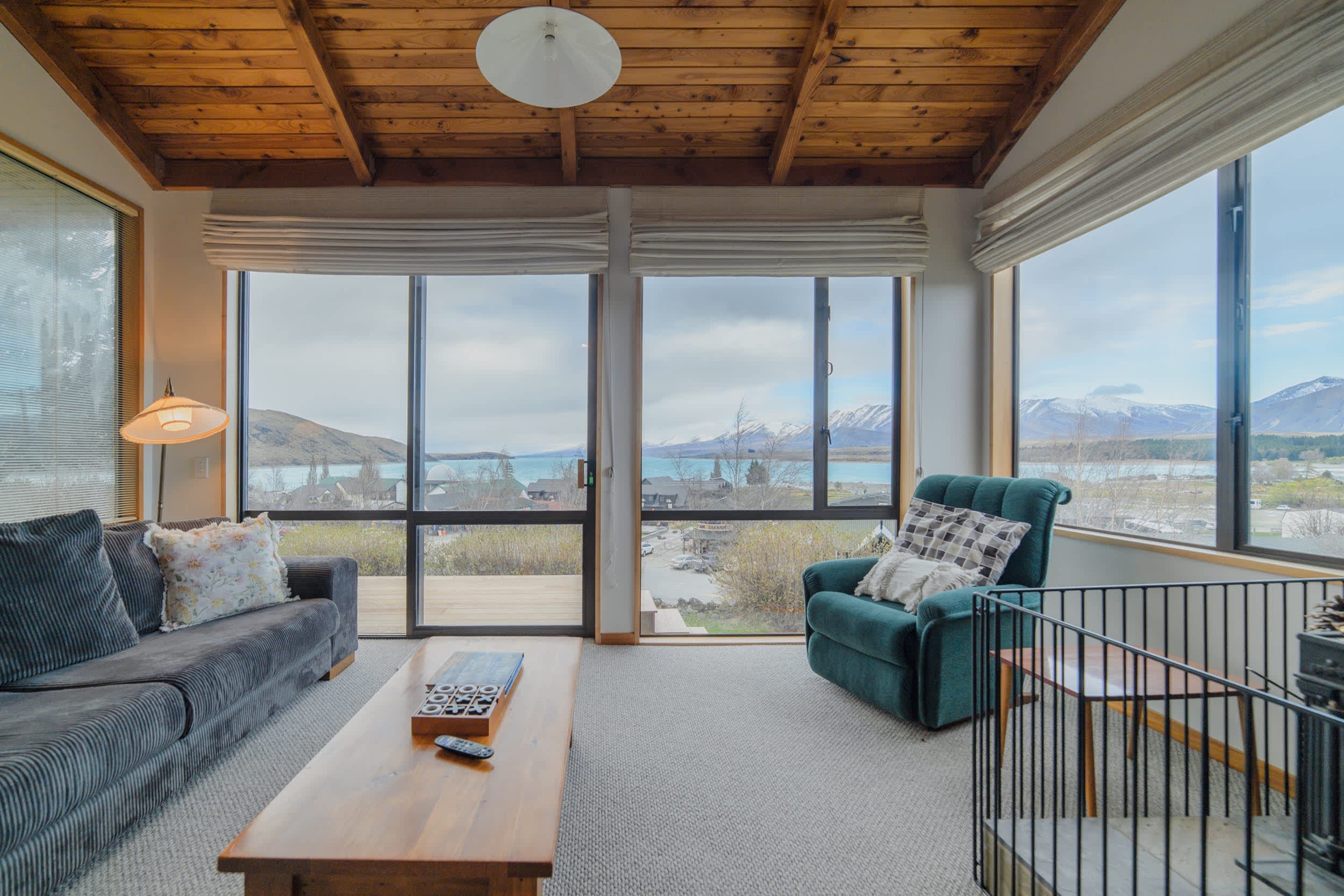 Manawaroto 4BR with Mountain & Lake Views
