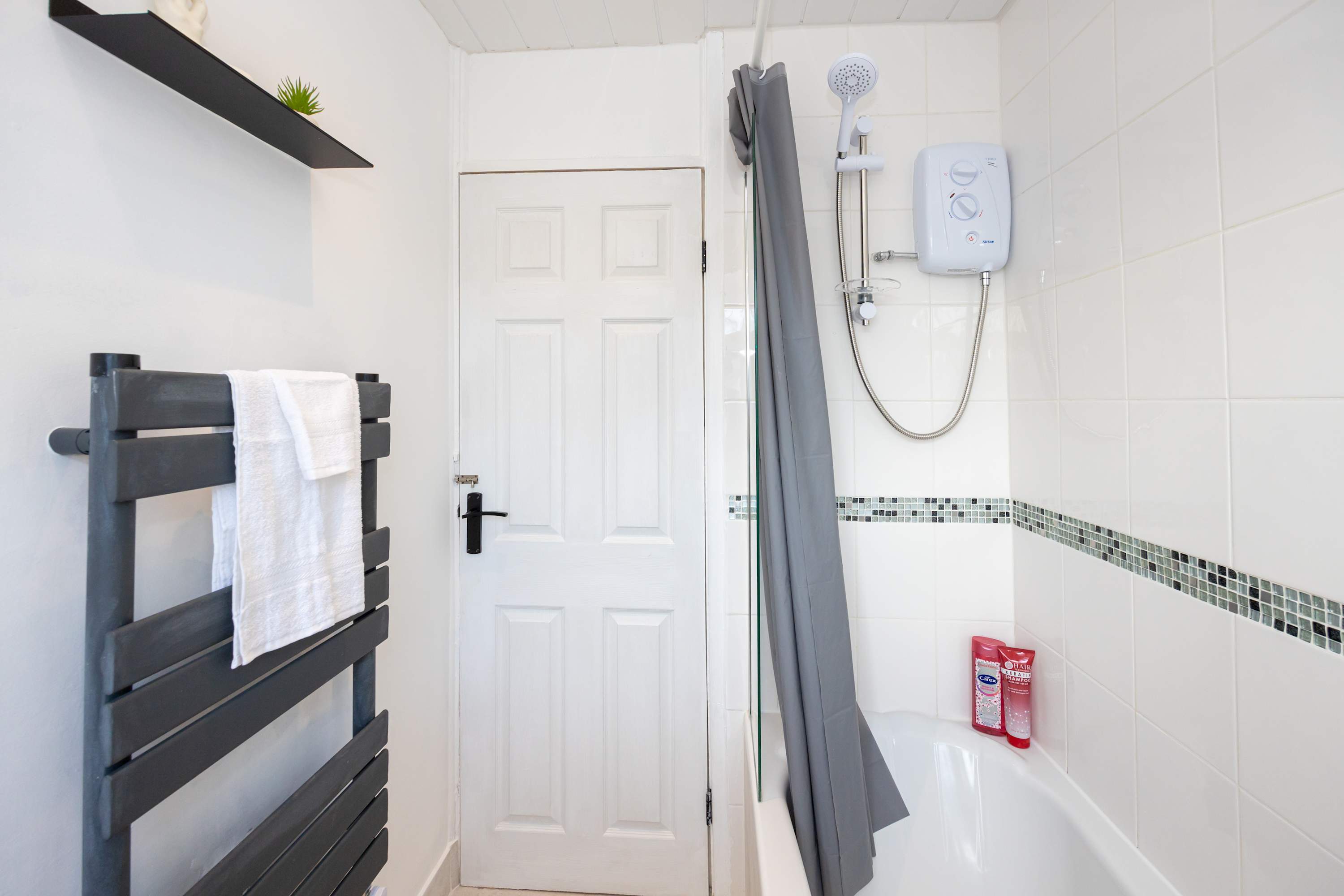 View Spacious Apartment near MCR Airport in Culmere Road 10 M22 0WQ Spacious Apartment near MCR Airport in Culmere Road 10 M22 0WQ - Property image 20 - VivreStays