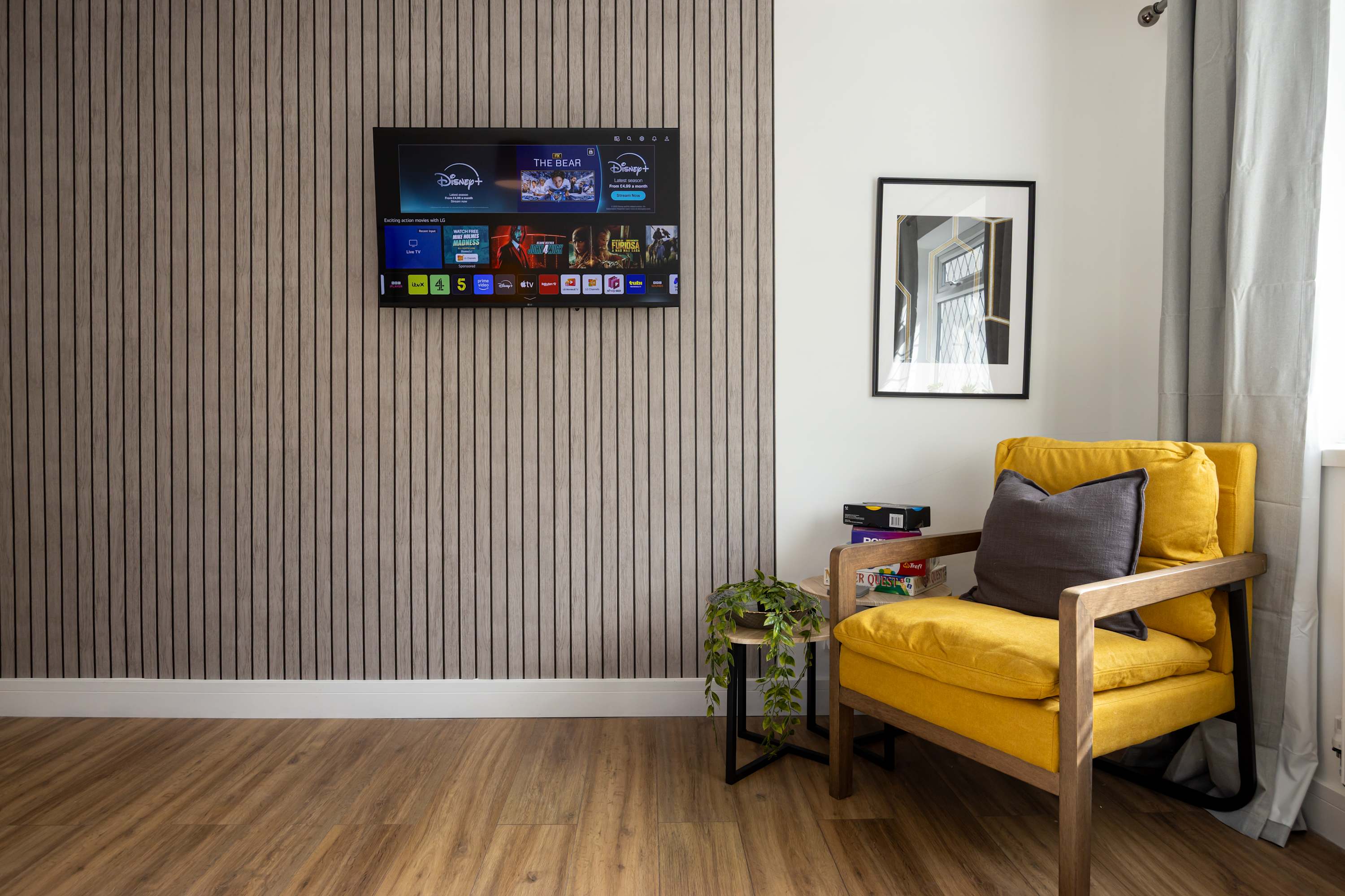 View Spacious Apartment near MCR Airport in Culmere Road 10 M22 0WQ Spacious Apartment near MCR Airport in Culmere Road 10 M22 0WQ - Property image 3 - VivreStays