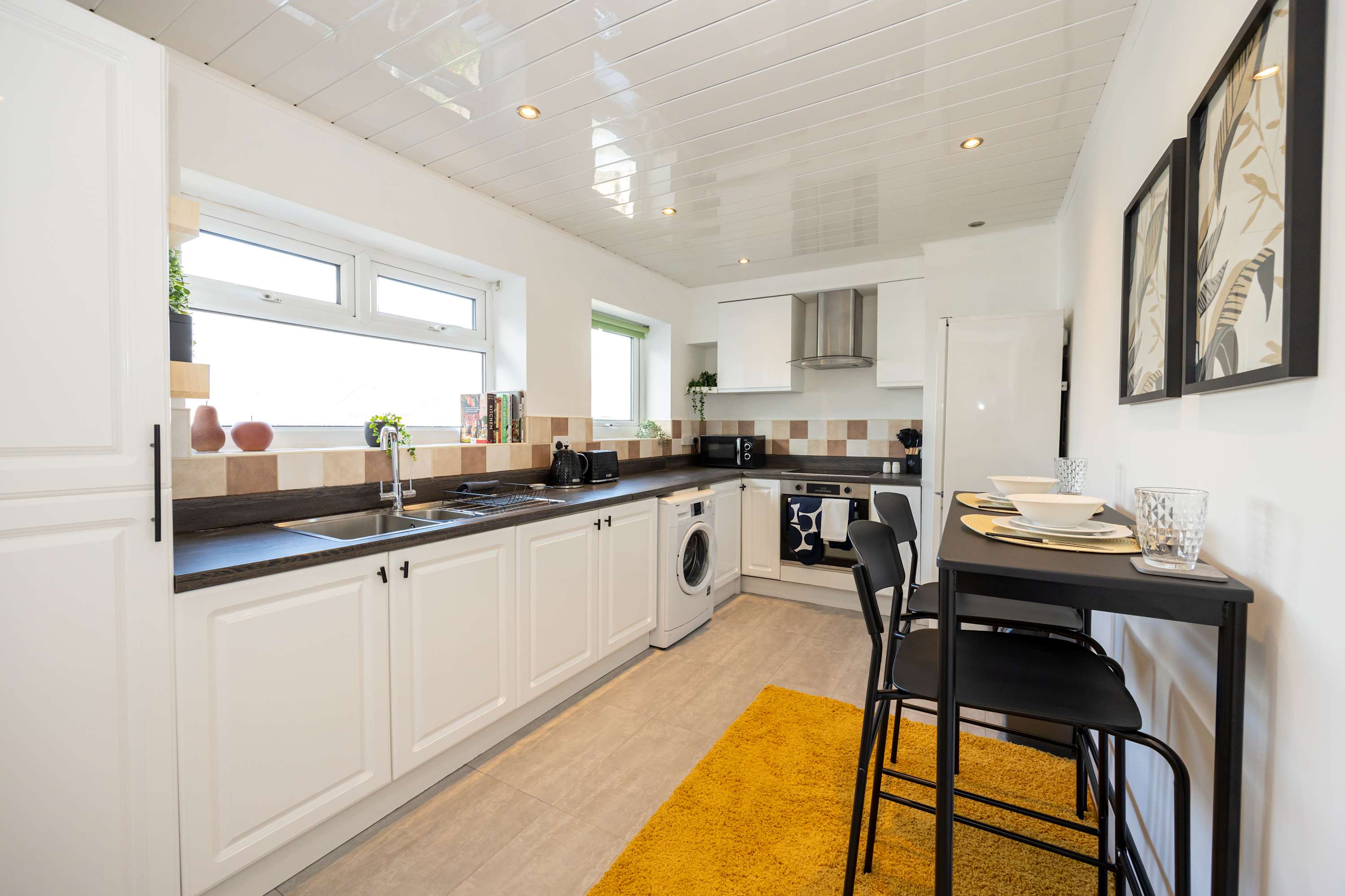 View Spacious Apartment near MCR Airport in Culmere Road 10 M22 0WQ Spacious Apartment near MCR Airport in Culmere Road 10 M22 0WQ - Property image 17 - VivreStays