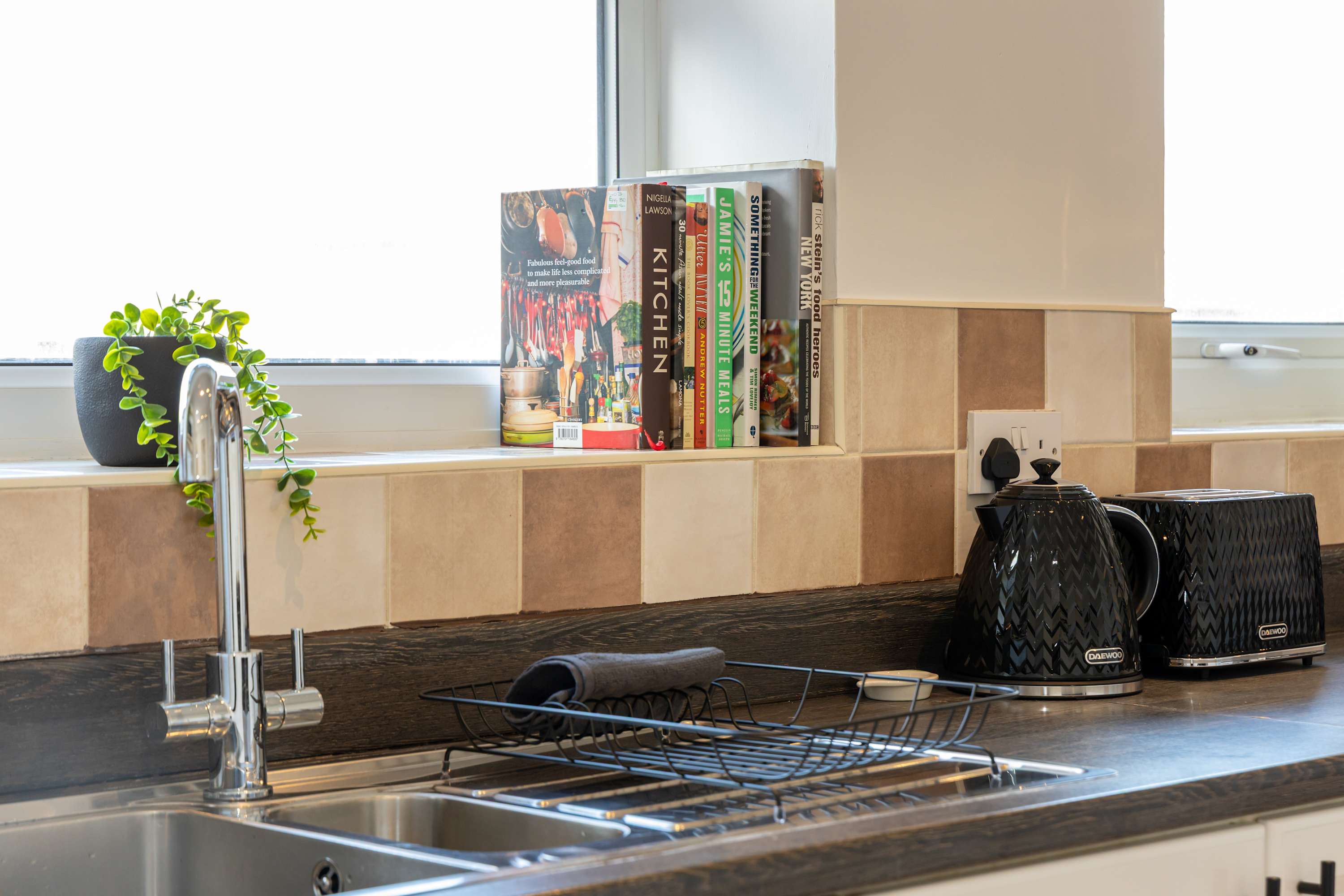 View Spacious Apartment near MCR Airport in Culmere Road 10 M22 0WQ Spacious Apartment near MCR Airport in Culmere Road 10 M22 0WQ - Property image 31 - VivreStays