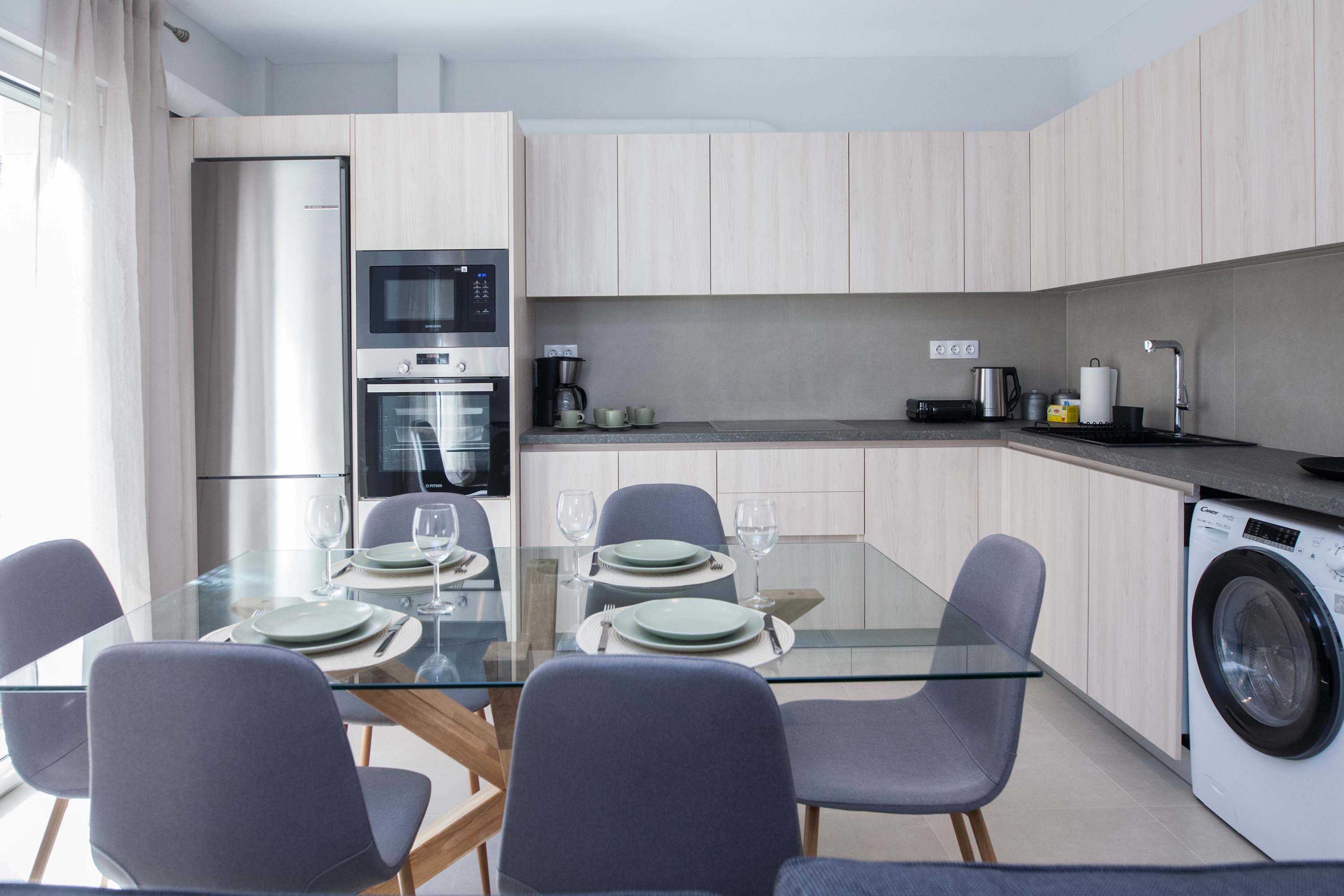 Brand New Spacious 3 Bd Home in Trendy Kipseli in Athens — photo 3