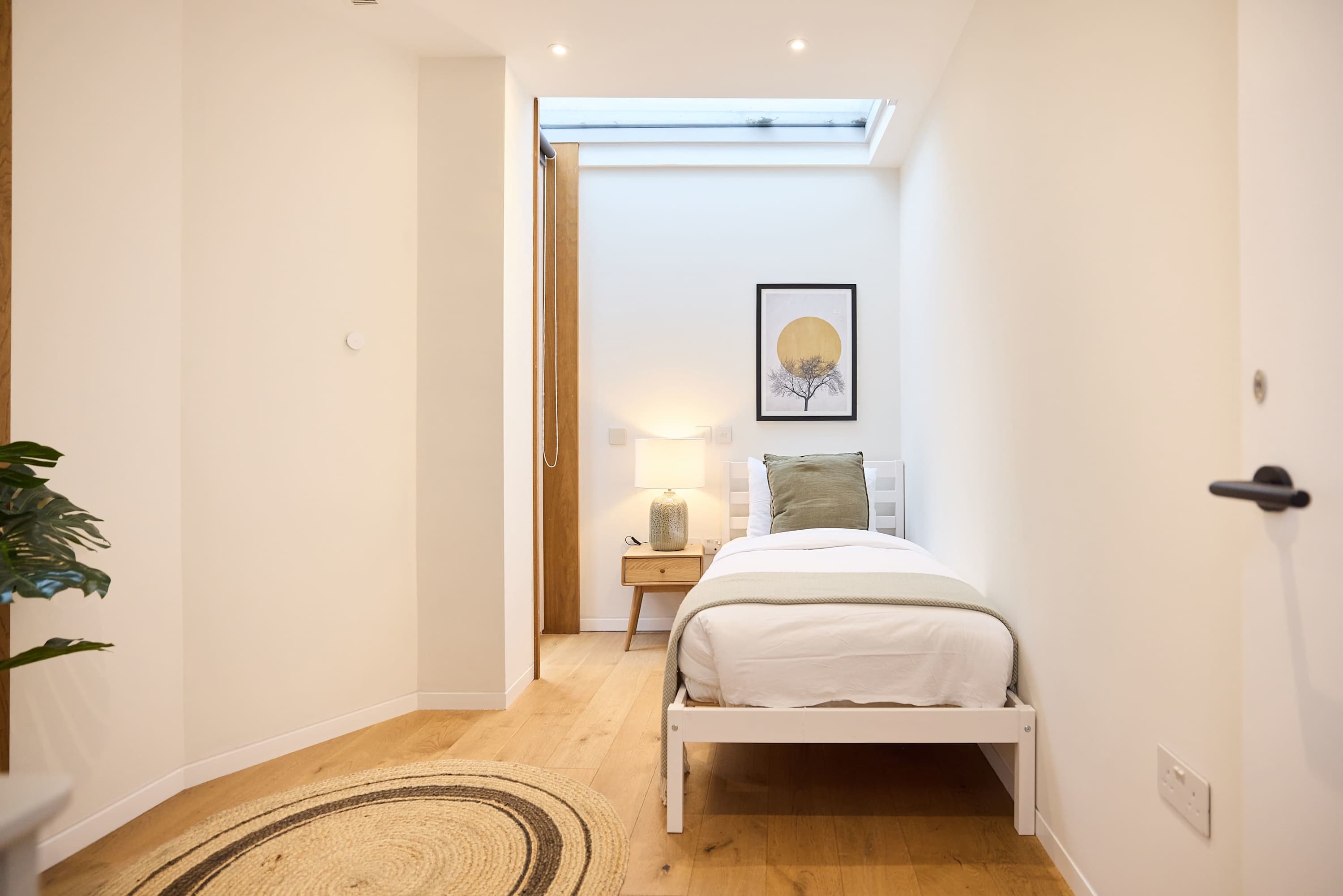 Mill Hill Modern Gem: Garden & Parking Near London in Crowntree Mews 3 NW7 1TR - Property image 20 - VivreStays