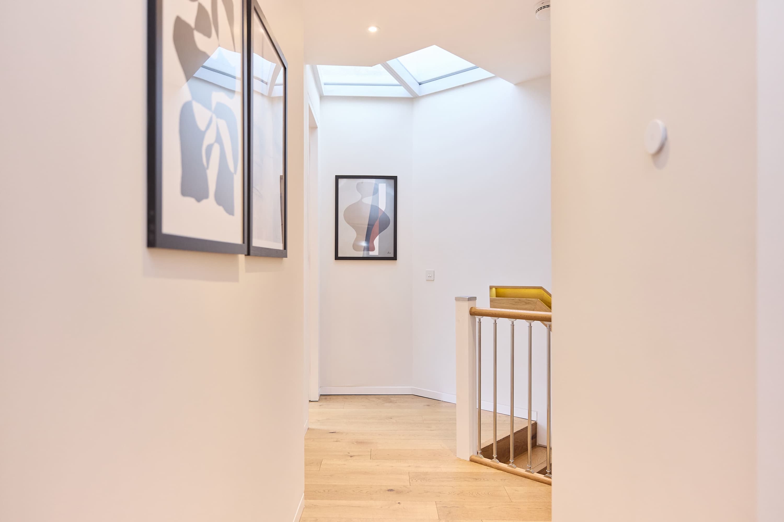 Mill Hill Modern Gem: Garden & Parking Near London in Crowntree Mews 3 NW7 1TR - Property image 22 - VivreStays