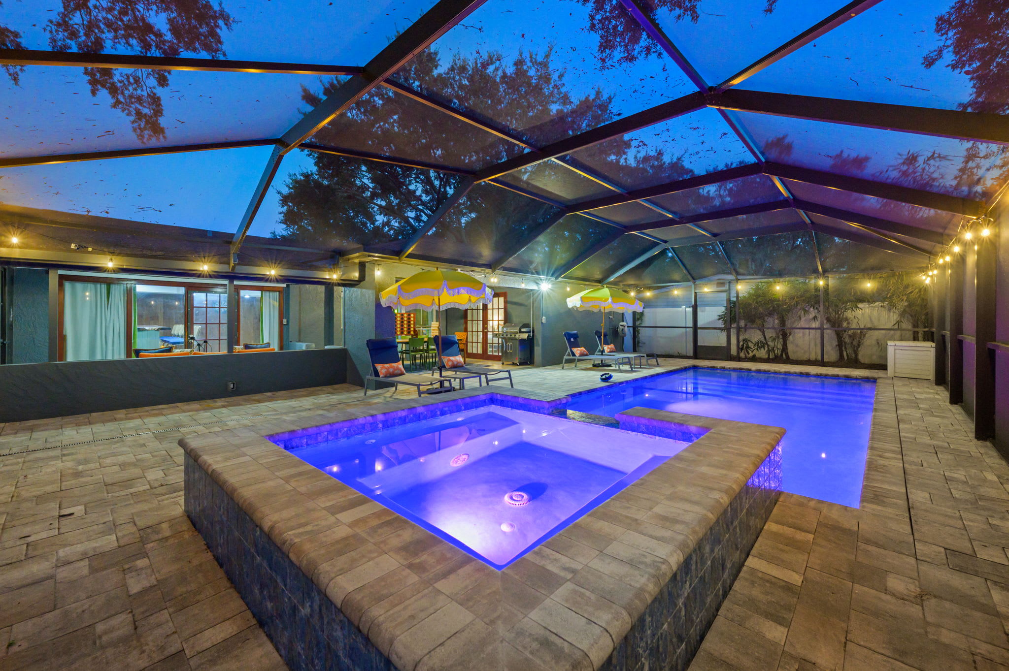 Resort-Style Oasis • Pool • Mini Golf • Playground — Largo, FL — vacation rental