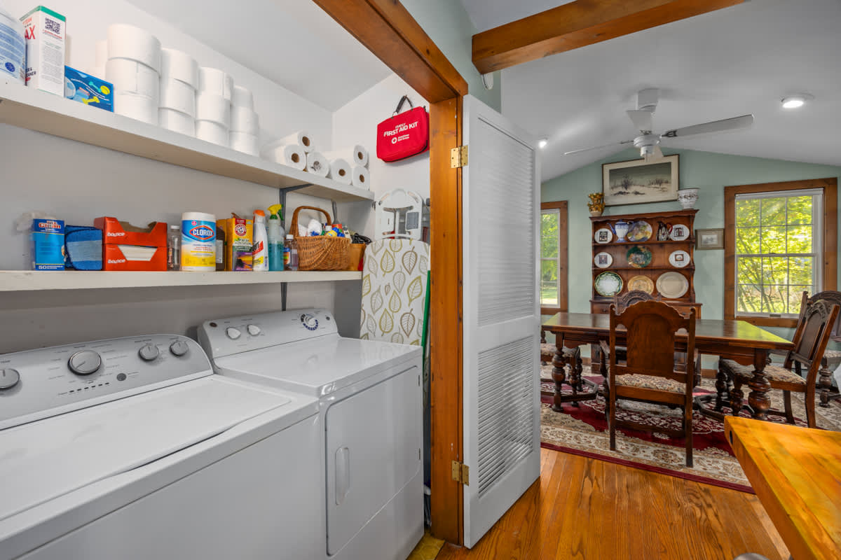 Historic Saugatuck Walk to Lake Shops and Dining 24