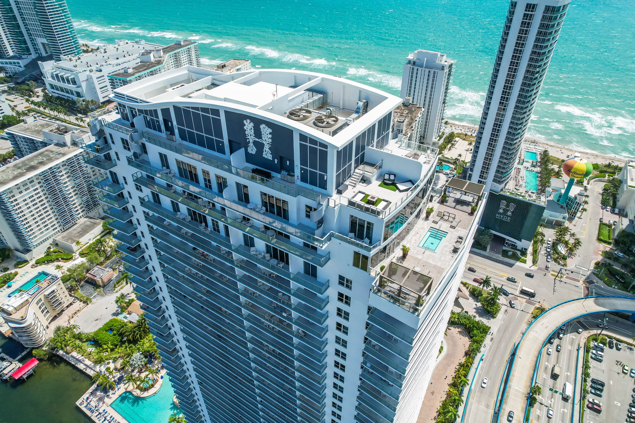 Penthouse - Terrace & Hot Tub | Photo 3