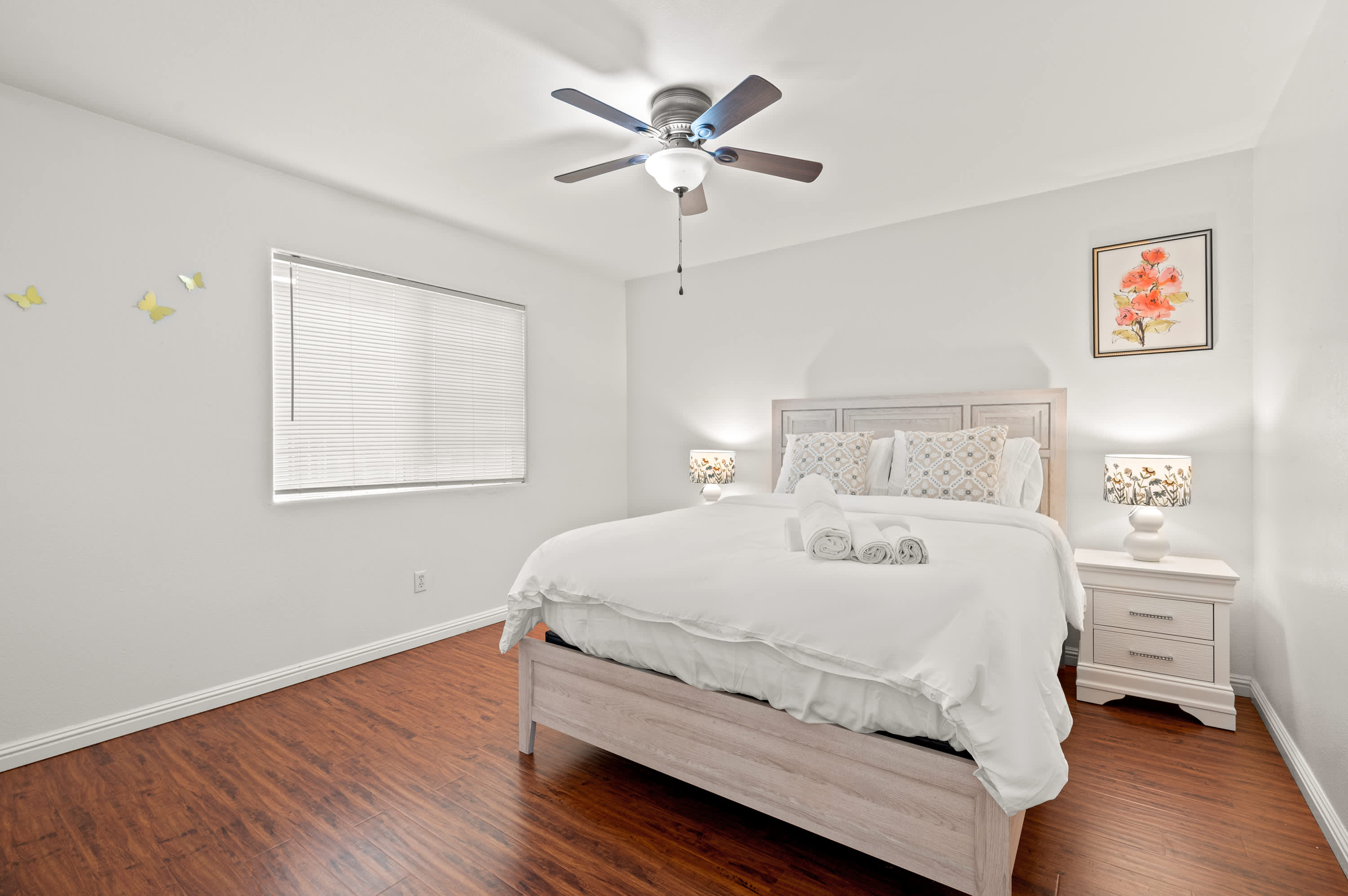 1384 W 37th Pl Unit 2, Los Angeles, CA 90007 photo 2