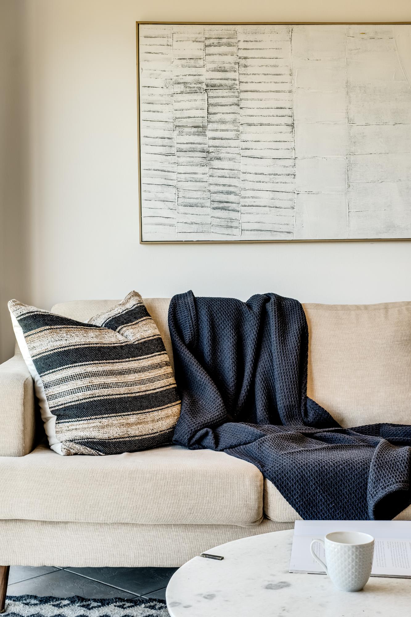 Chic 2bed in Camps Bay w Sea Views Bayview Rise 9