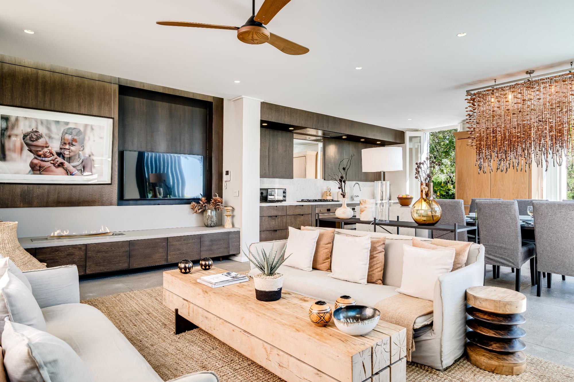 Stylish Apartment with Rooftop Deck and Pool 53 Napier 6