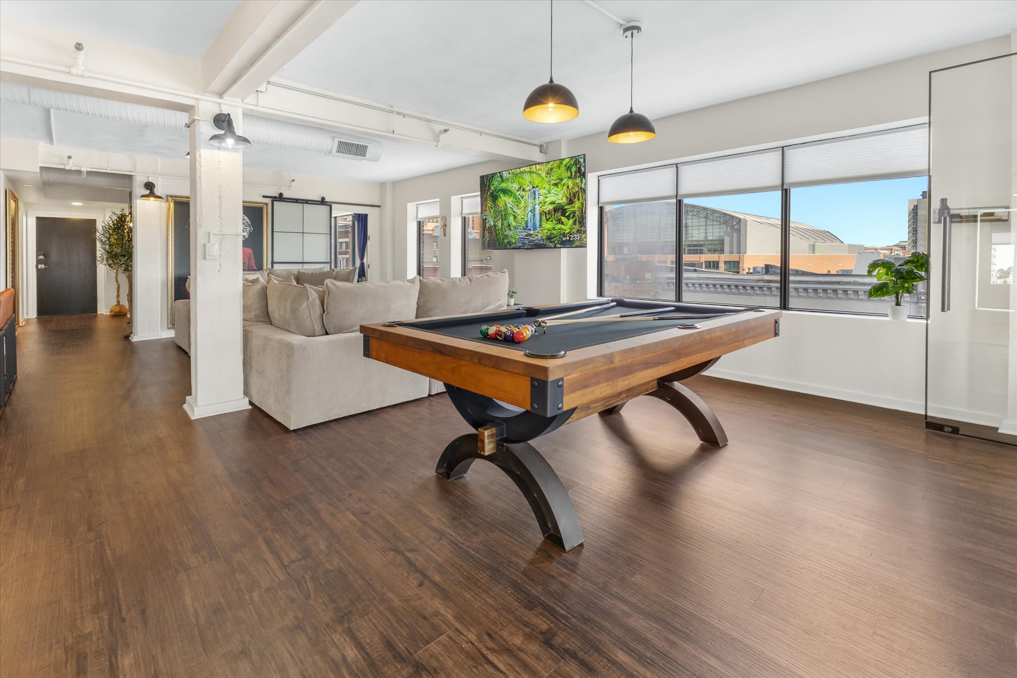 6 BR Condo in the Heart of Indy - 3 blocks to ICC — Indianapolis, IN — vacation rental