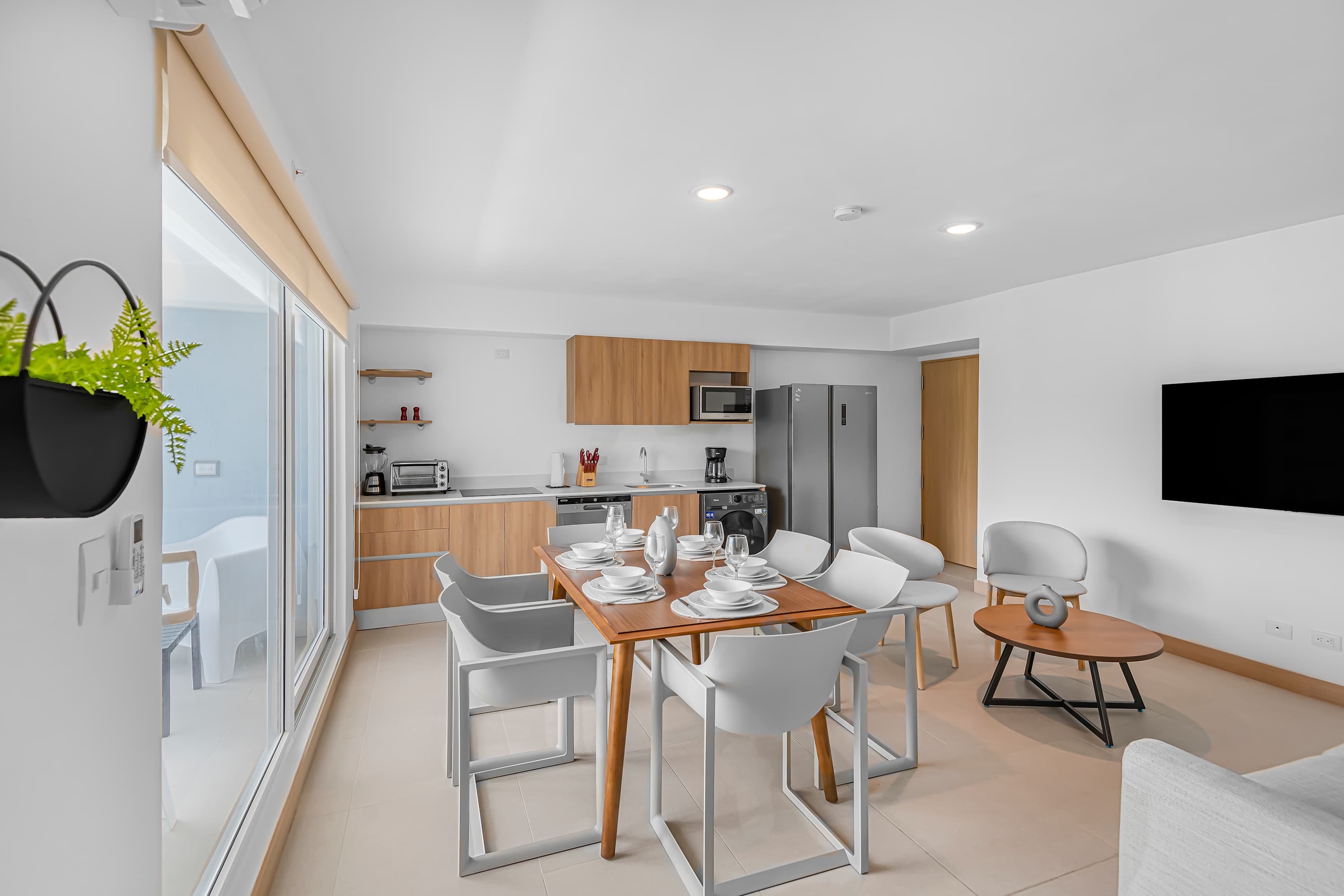 Upstay Contemporary 3BR Condo w Pool Jaco Beach 7