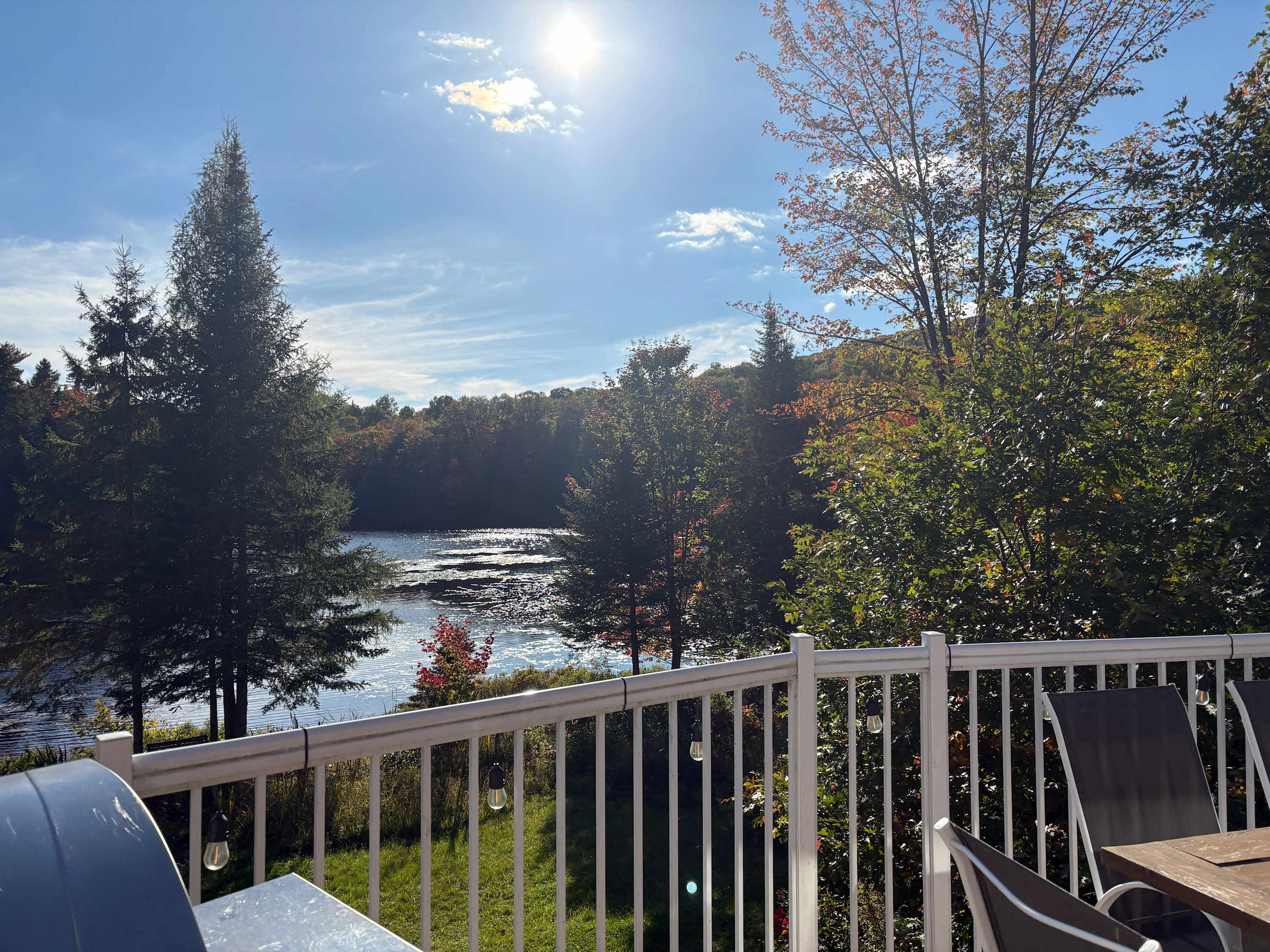 L'Octogone - Lake, Spa, Sauna — Sainte-Béatrix, Québec — vacation rental