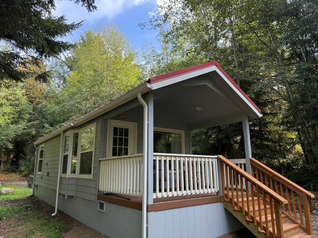 Tiny Home in the Woods with Lyre River access, near Olympic Park — Port Angeles, WA — vacation rental