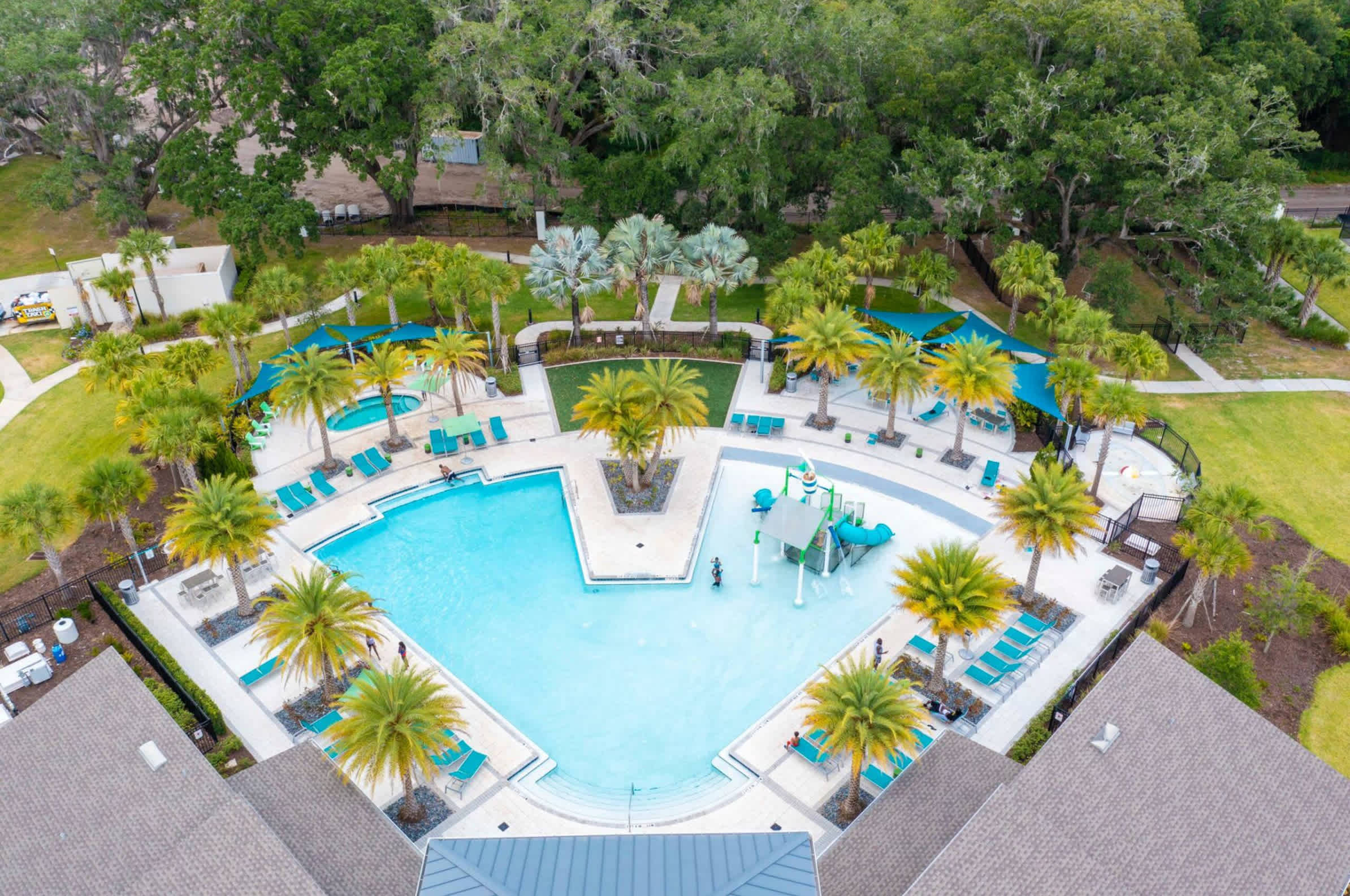 Veranda Palms Communal Pool 