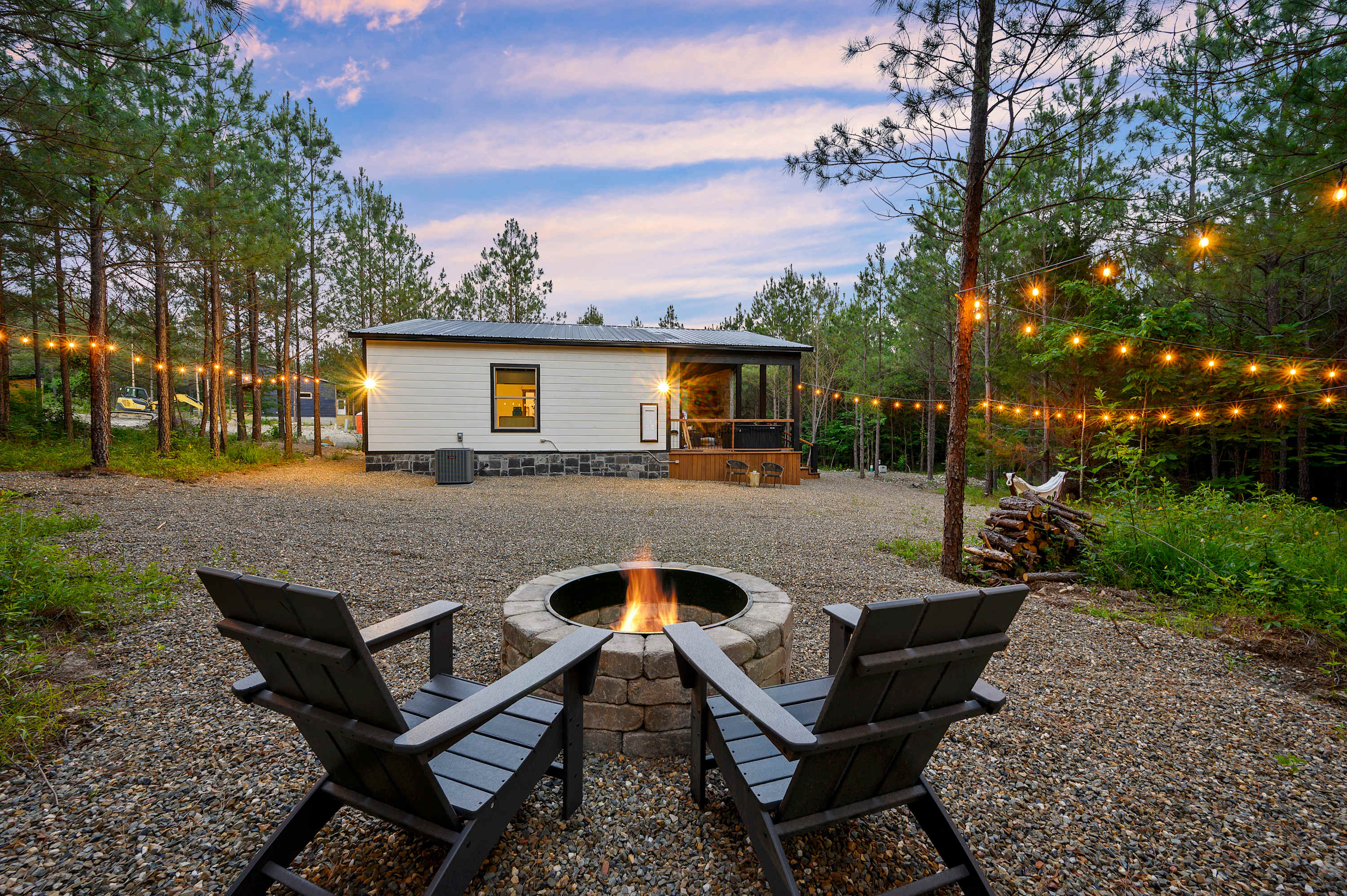 New! At Ease Romantic Honeymoon Cabin Hot Tub