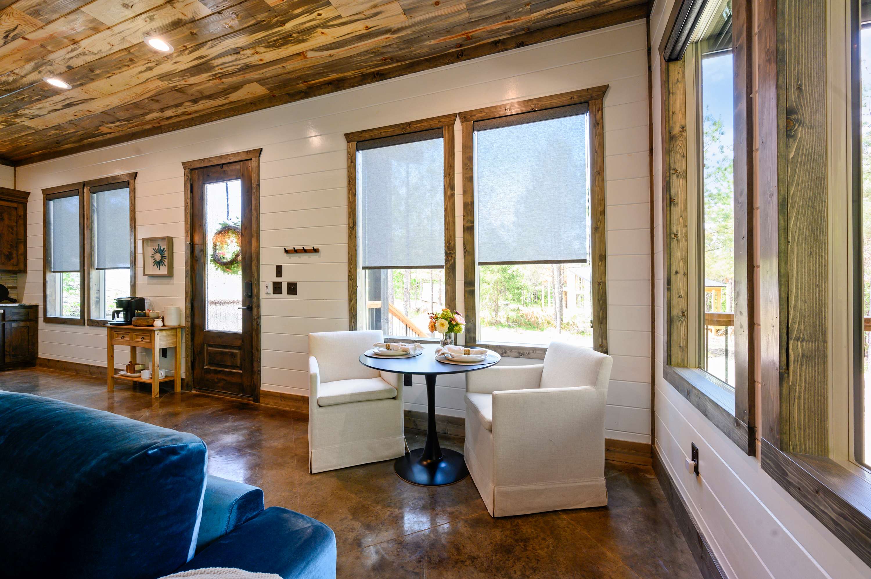 New! At Ease Romantic Honeymoon Cabin Hot Tub