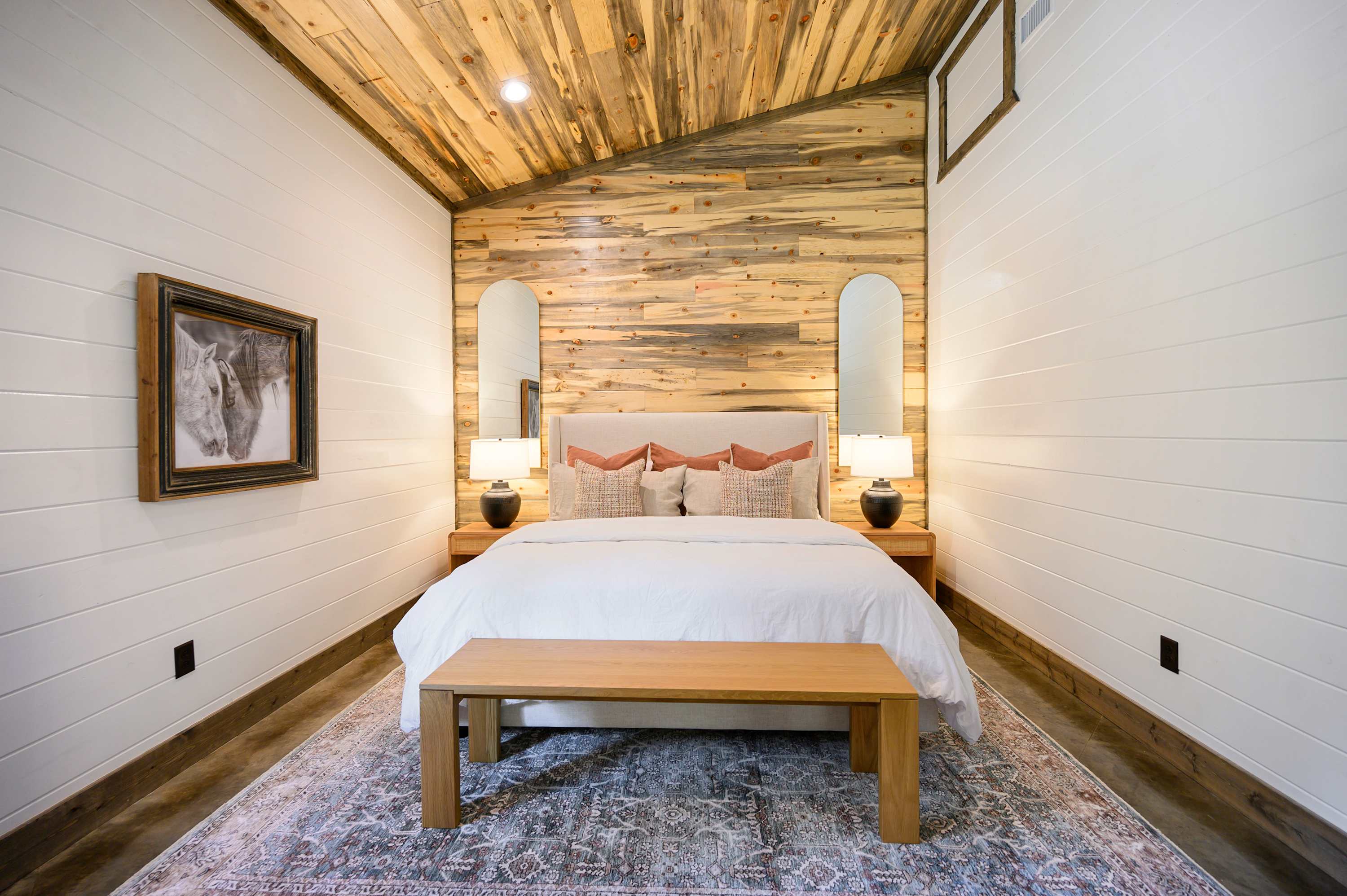 New! At Ease Romantic Honeymoon Cabin Hot Tub