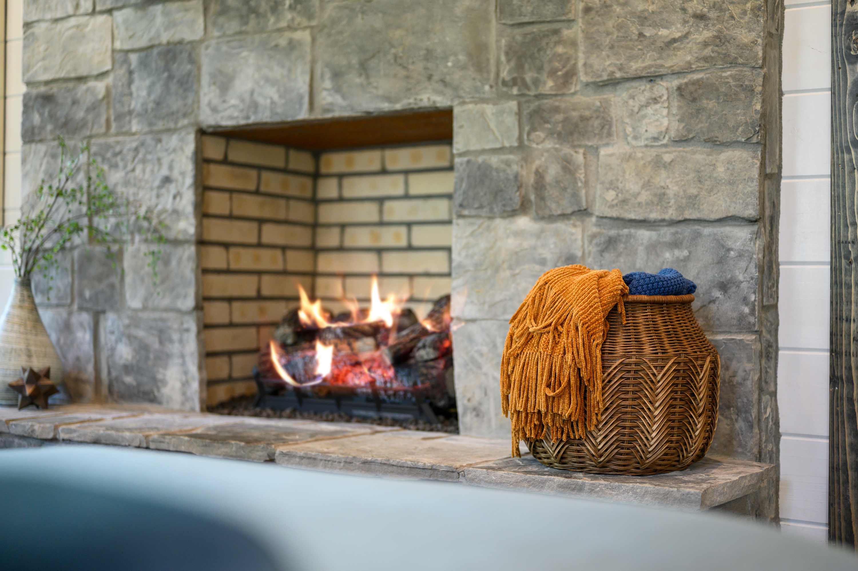 New! At Ease Romantic Honeymoon Cabin Hot Tub