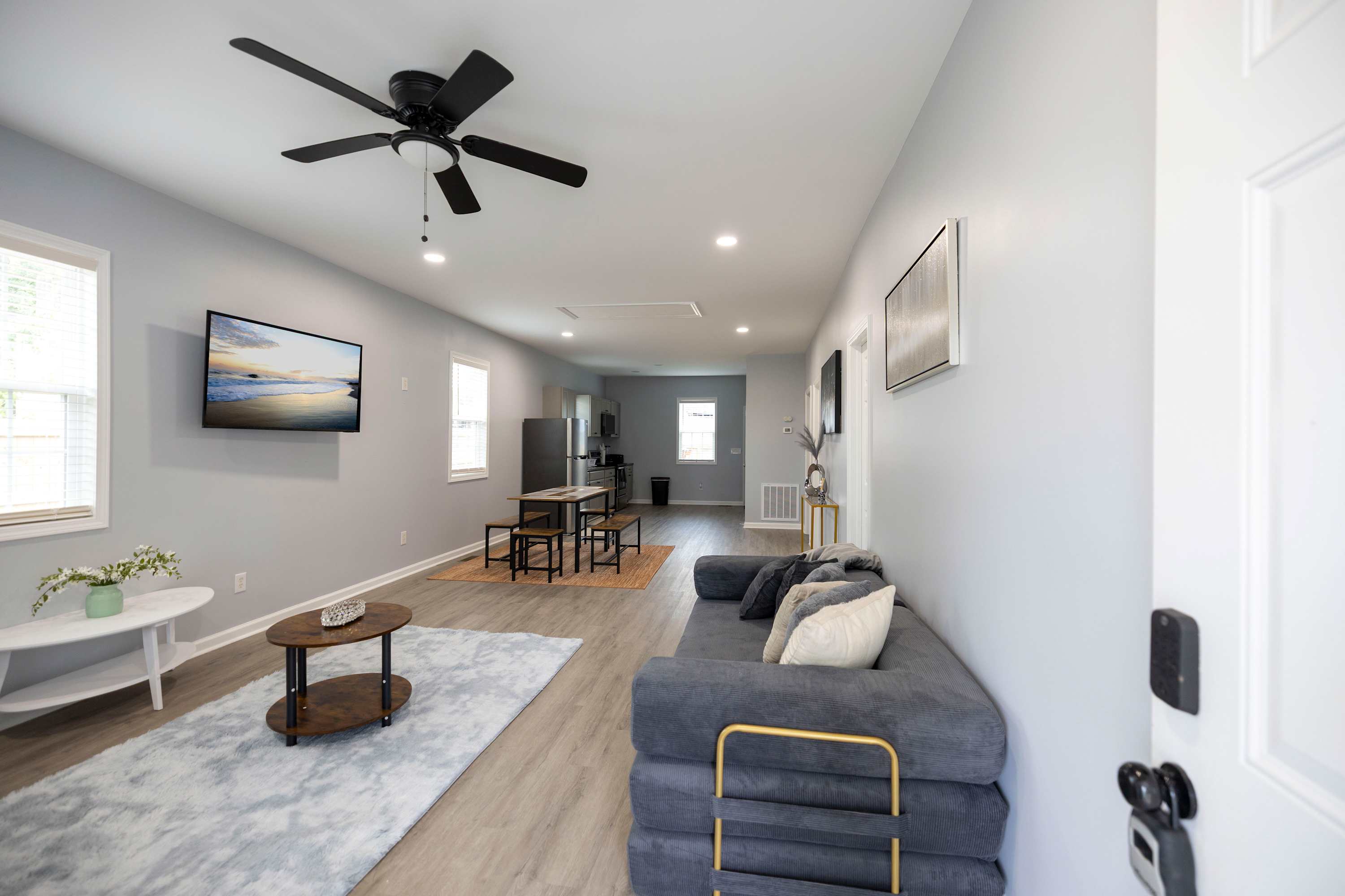 Fenced Backyard And Fast Wi-fi - Cozy Family Haven - Burlington, NC