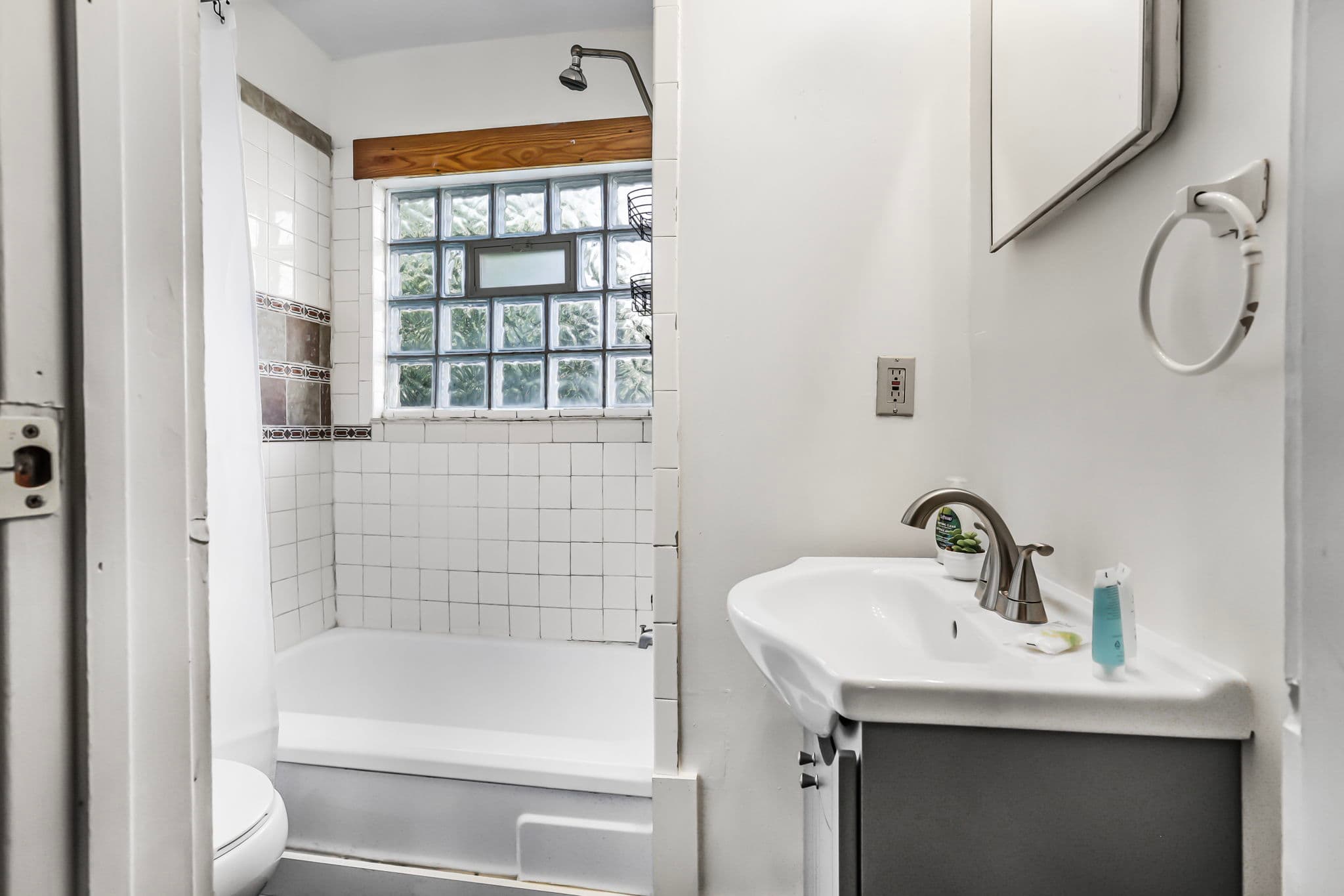 Efficient Studio Near OSU - Great Monthly Rates!