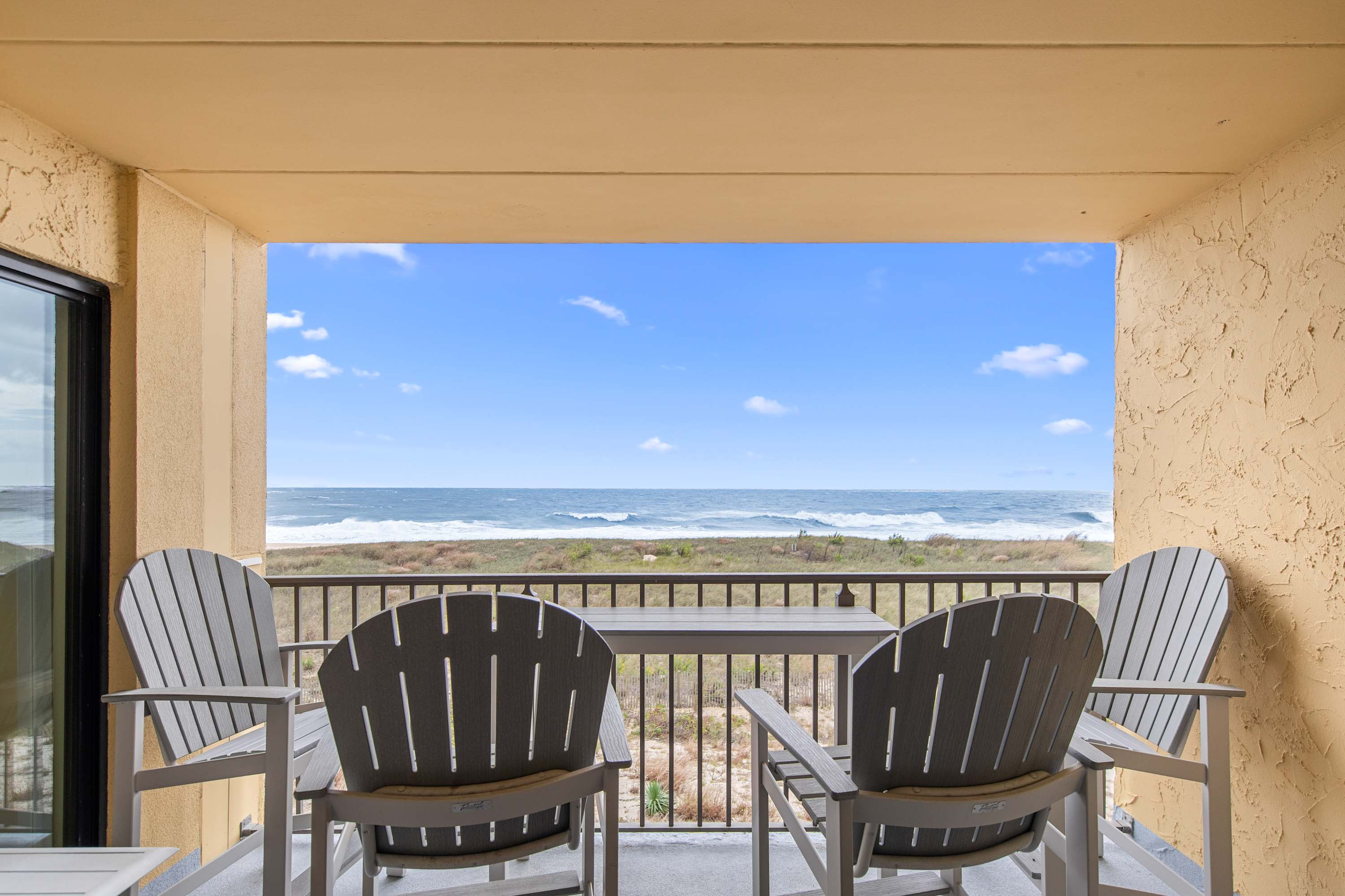 Surf's Edge 305  Pet Friendly 