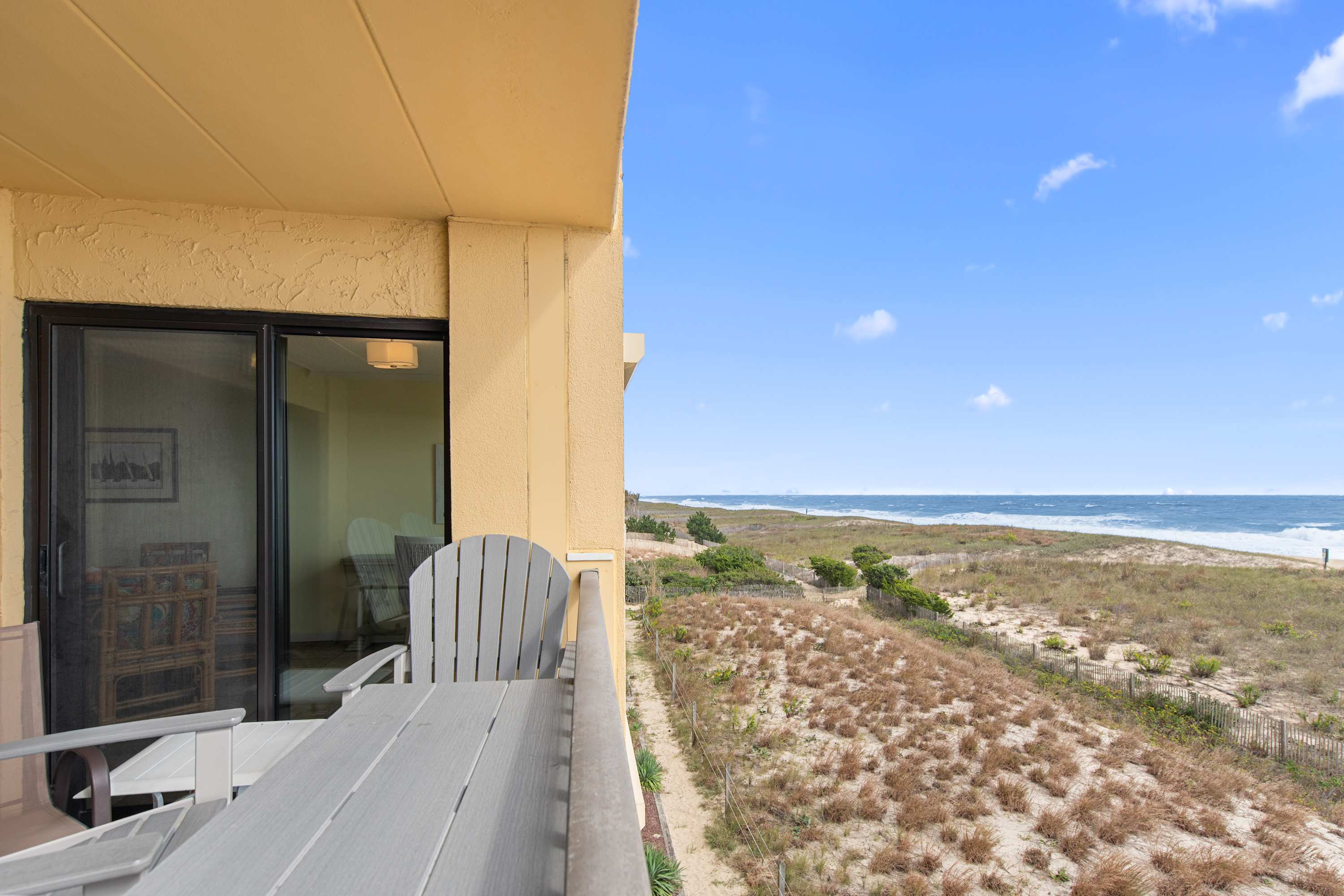 Surf's Edge 305  Pet Friendly 