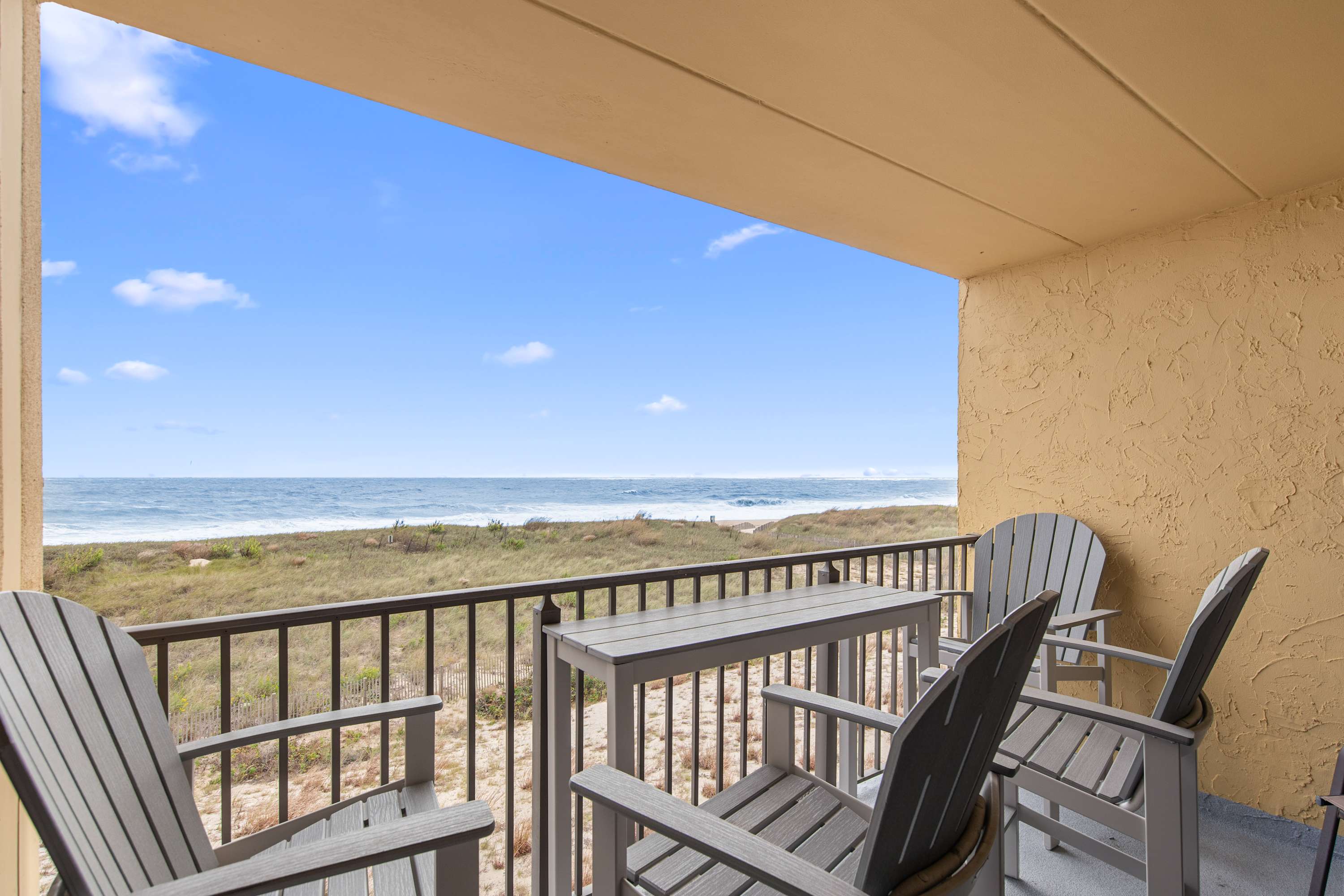 Surf's Edge 305  Pet Friendly 