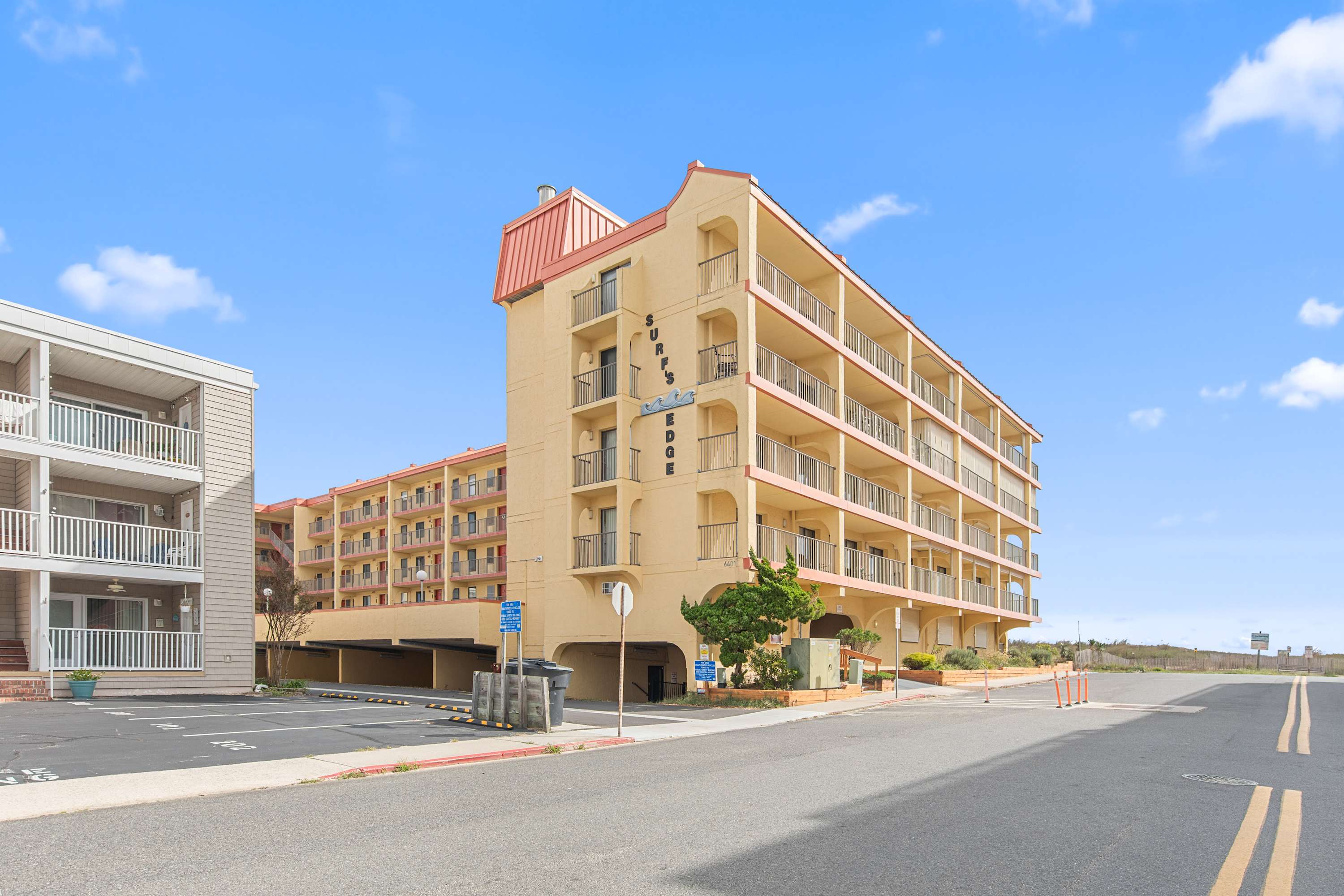 Surf's Edge 305  Pet Friendly 