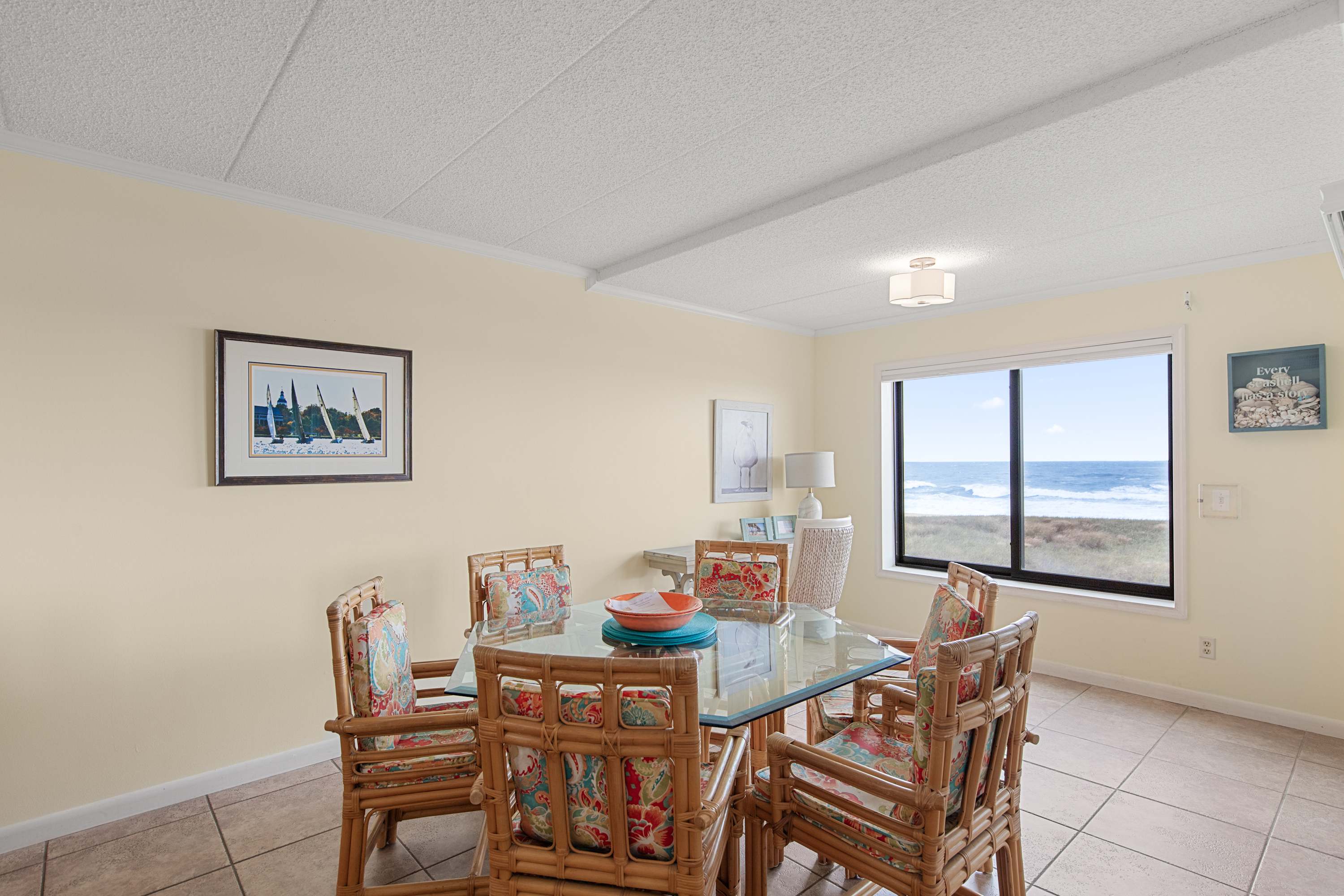 Surf's Edge 305  Pet Friendly 