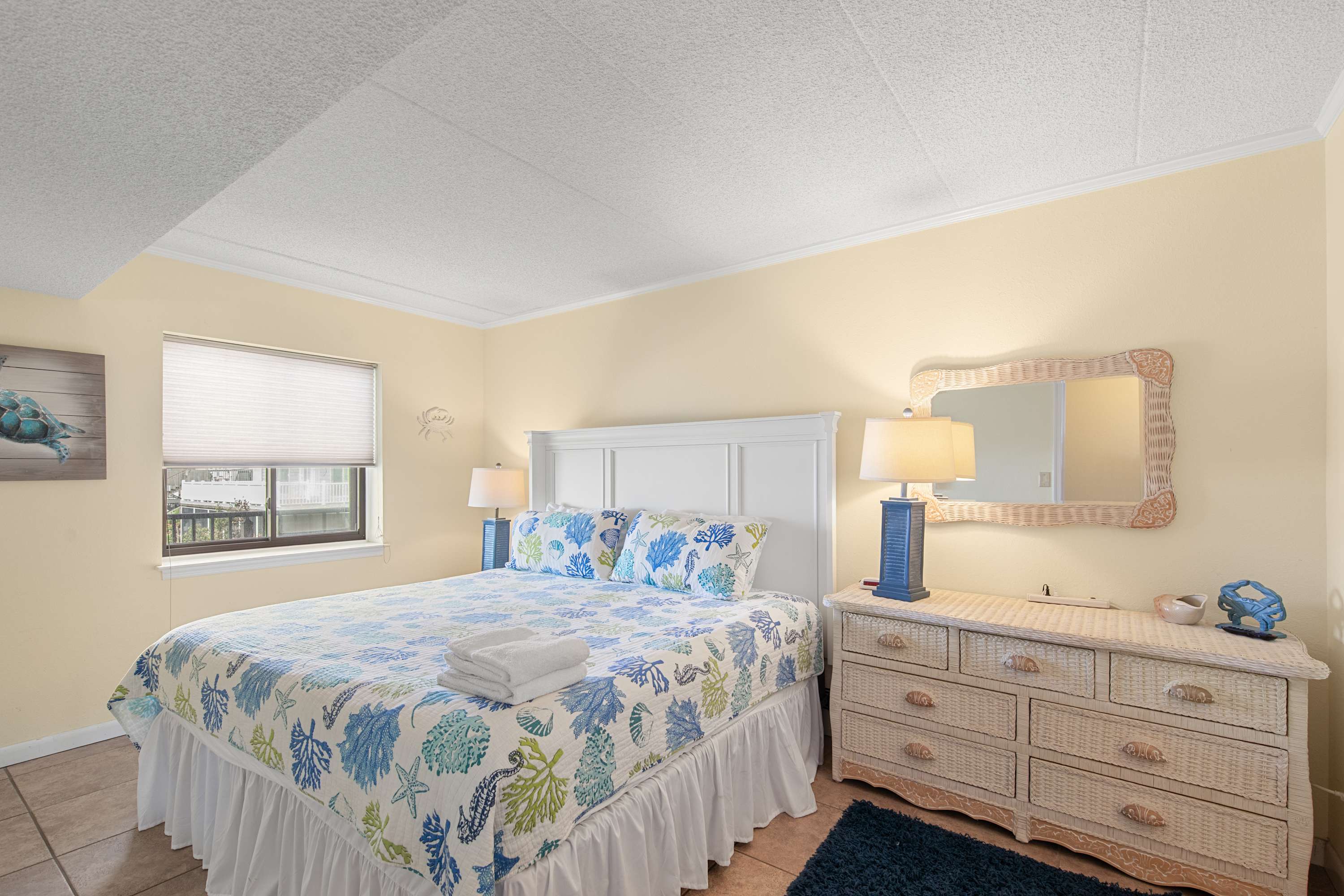 Surf's Edge 305  Pet Friendly 
