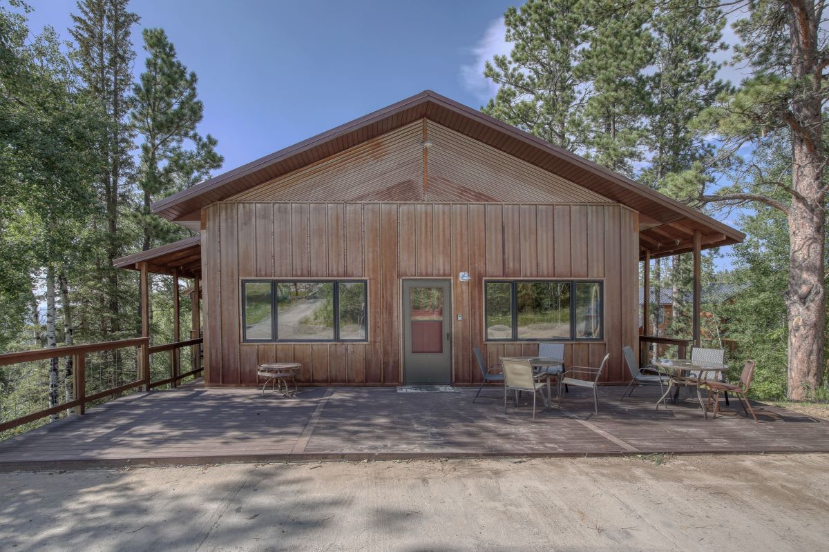 Mountain Oasis - private hot tub and game room. — Lead, SD — vacation rental
