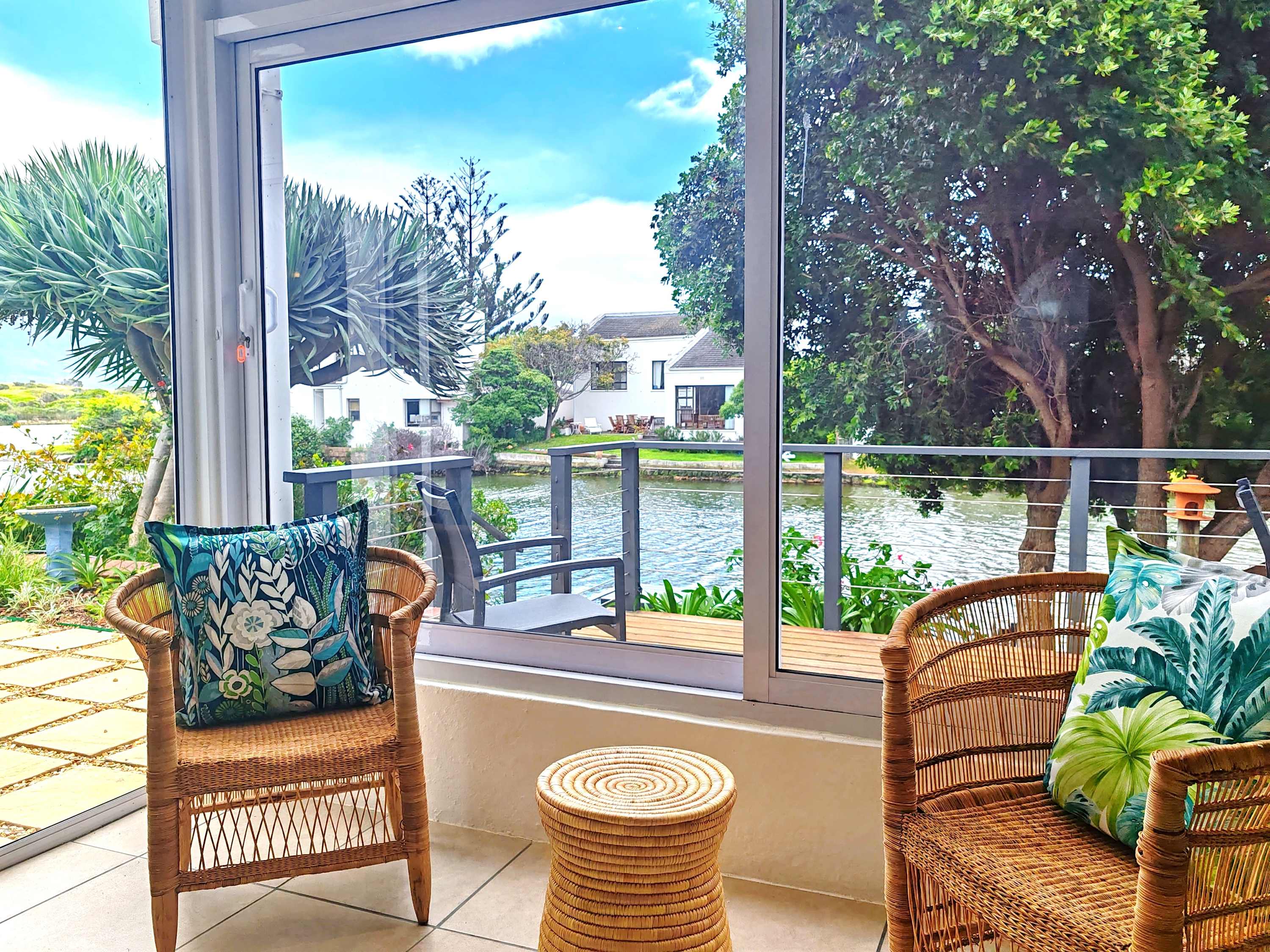 Lake Retreat Stay — Marina Da Gama, Western Cape — vacation rental
