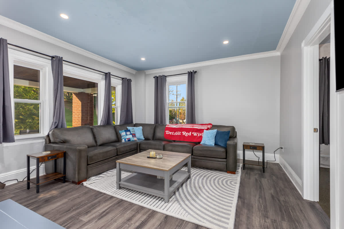 Rink Side Retreat β Grand Rapids, MI β vacation rental