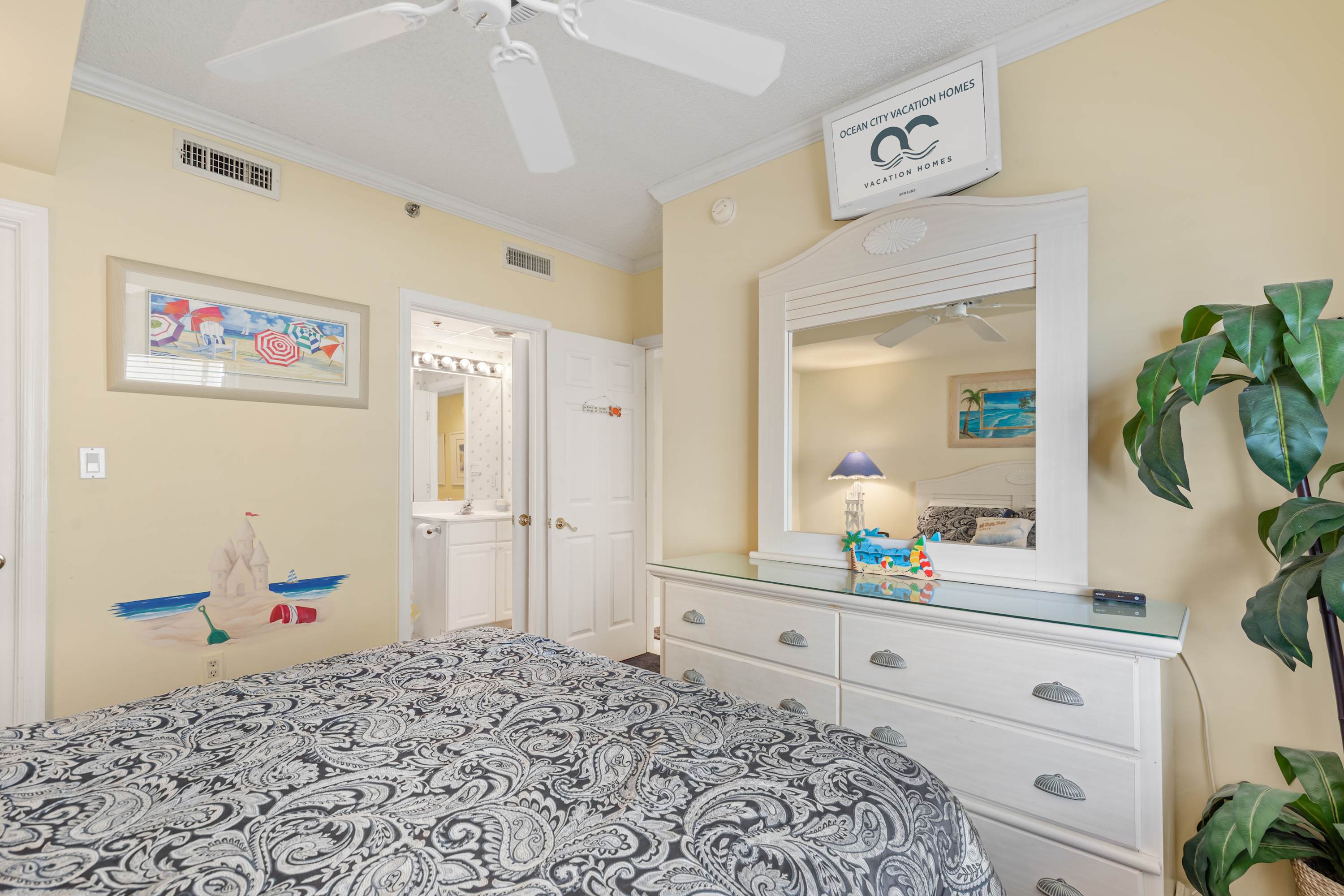 Ocean Break 102
