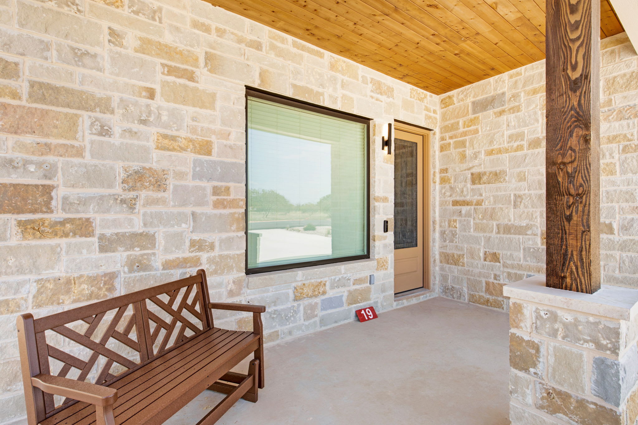 Rabbithole at Arch Ray | Photo 26