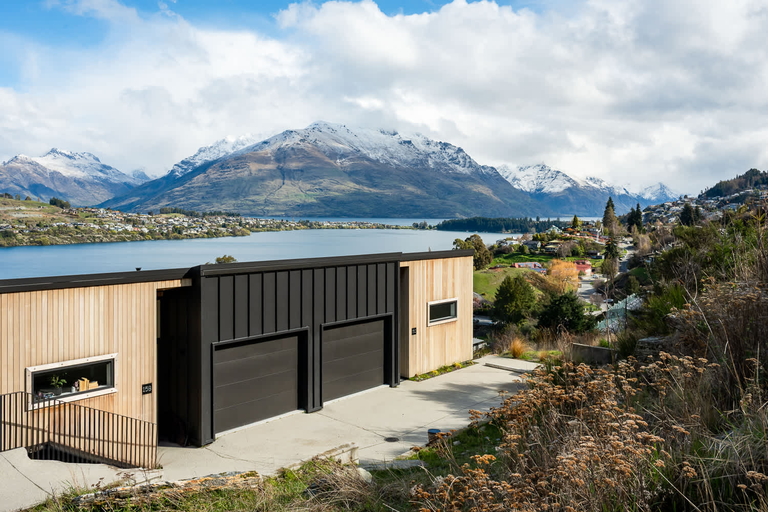 Queenstown luxury home booking