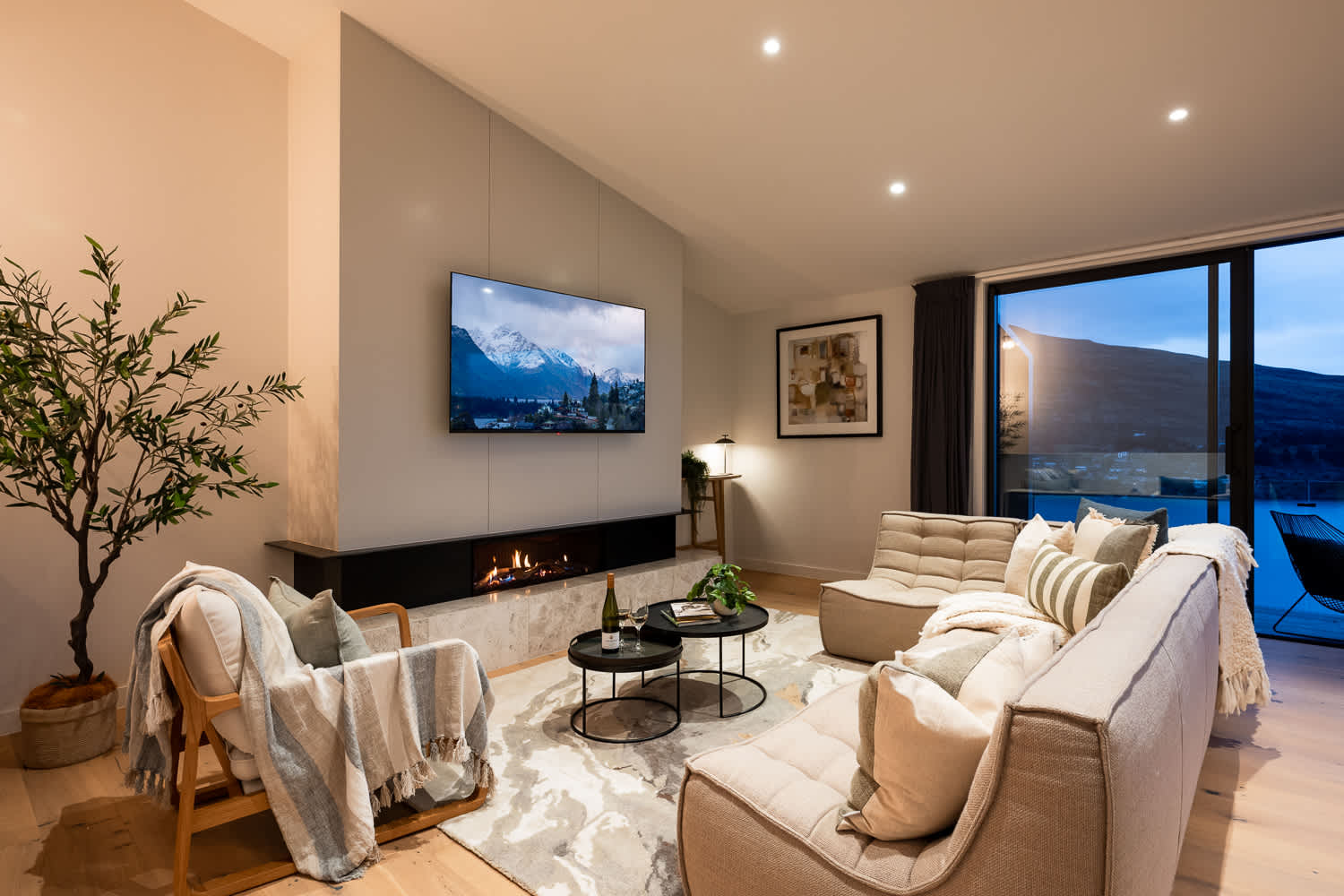 Queenstown luxury home booking