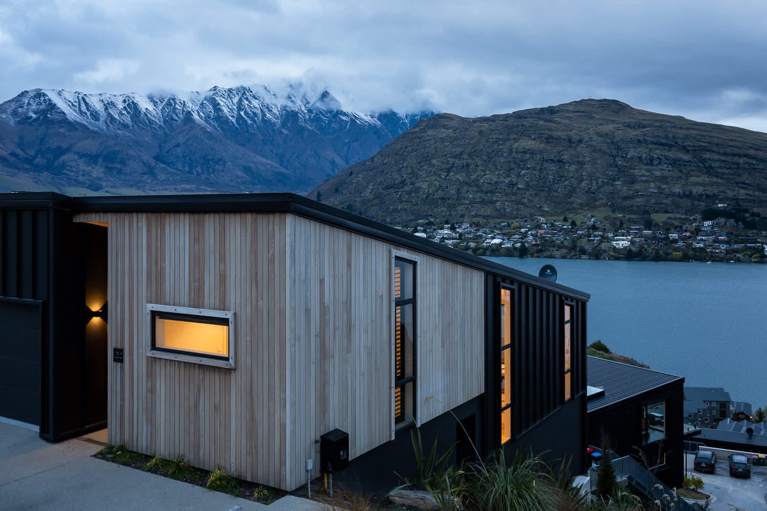 Queenstown luxury home booking