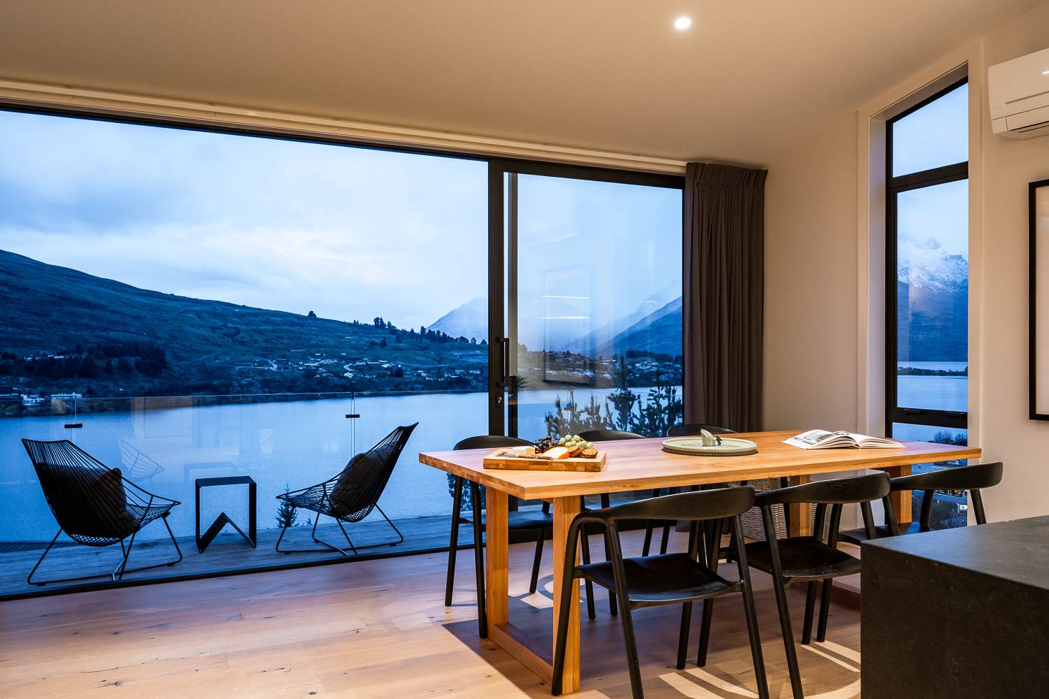 Queenstown luxury home booking