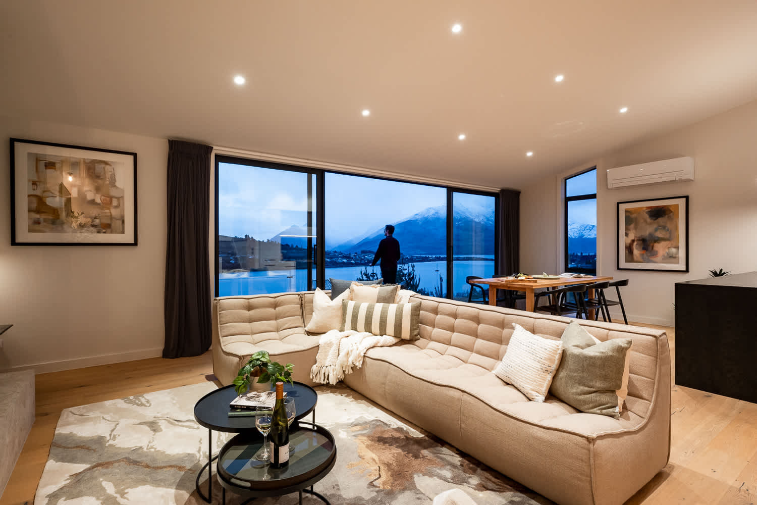 Queenstown luxury home booking