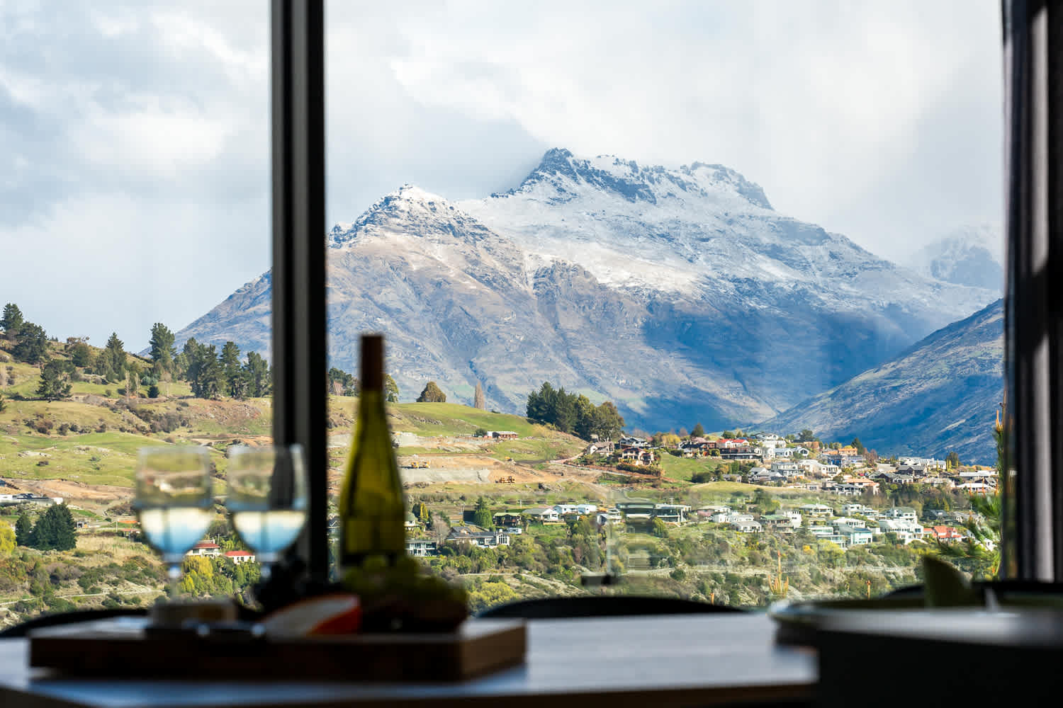 Queenstown luxury home booking