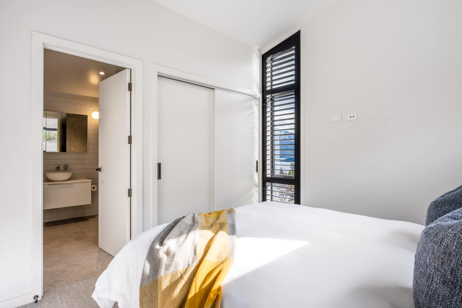 Queenstown luxury home booking