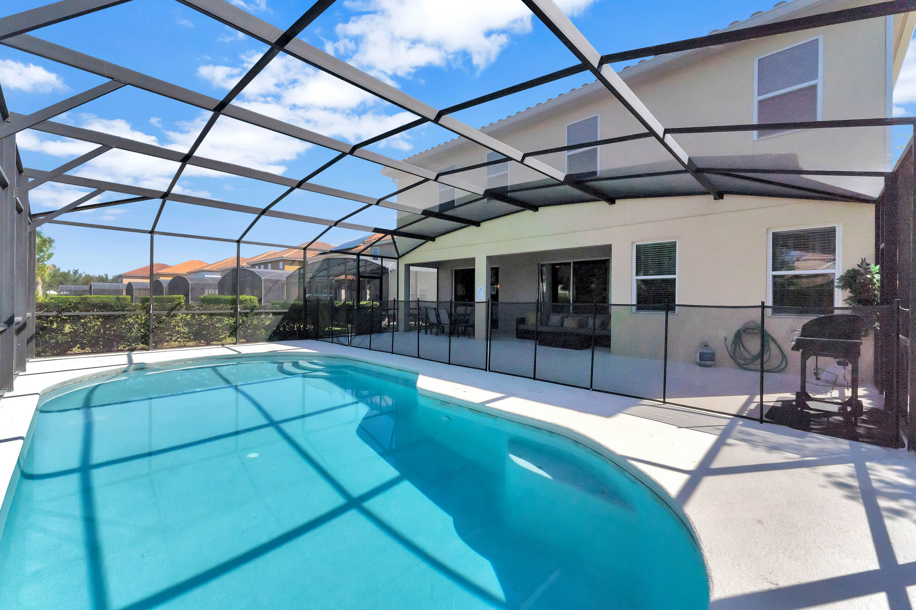 Game Room/Heated Pool/Resort! Close to Disney