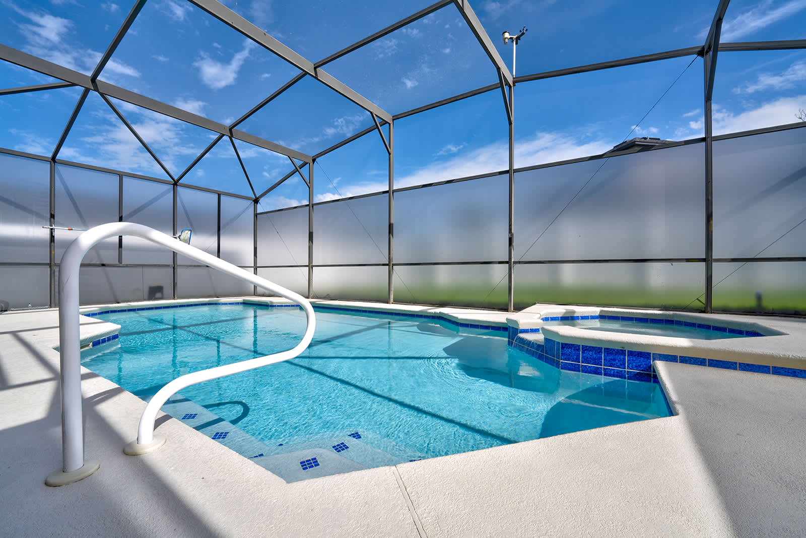 Serene Poolside Home Minutes from Parks