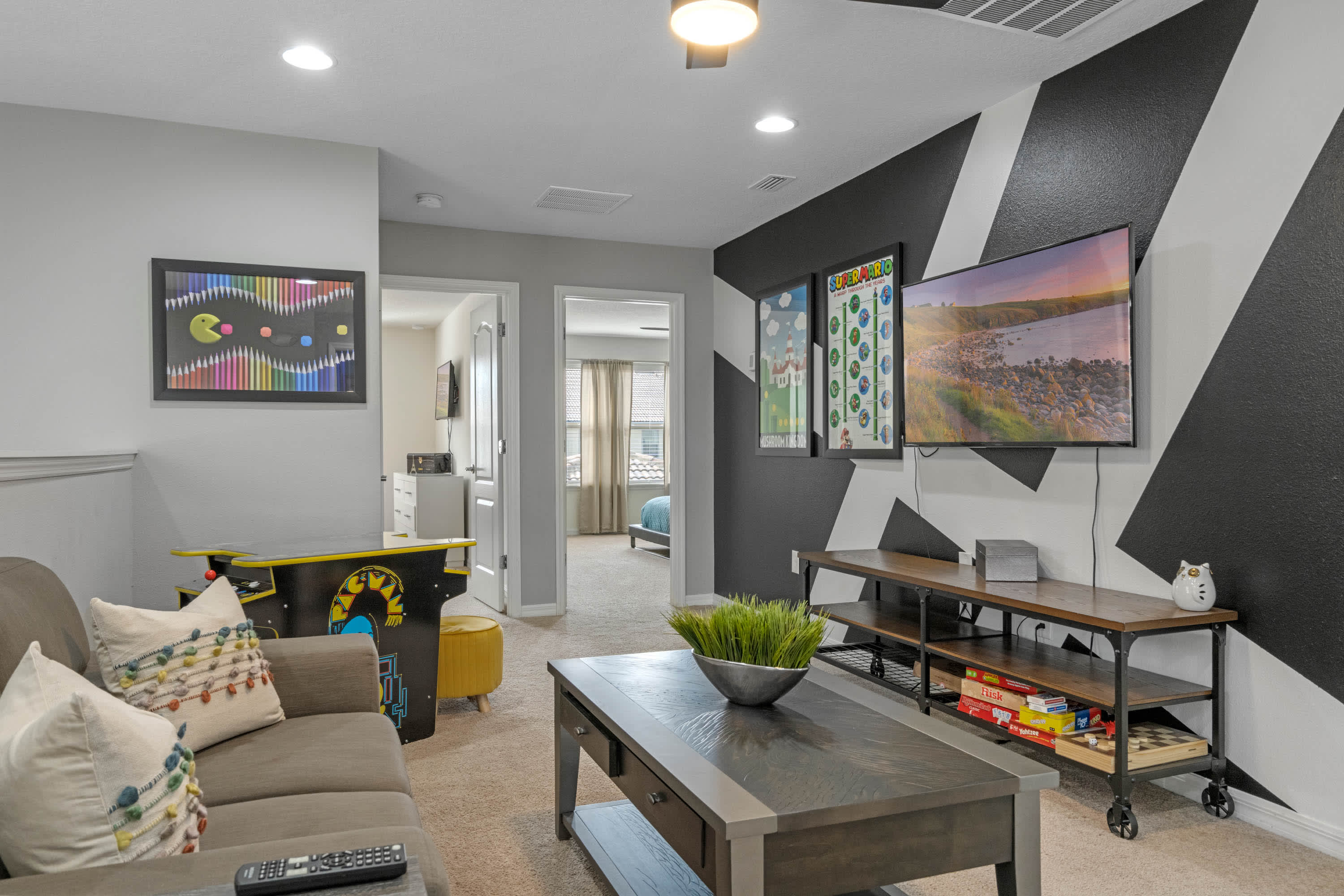 Luxury 5BR Home w/ Pool & Game room + Near Disney