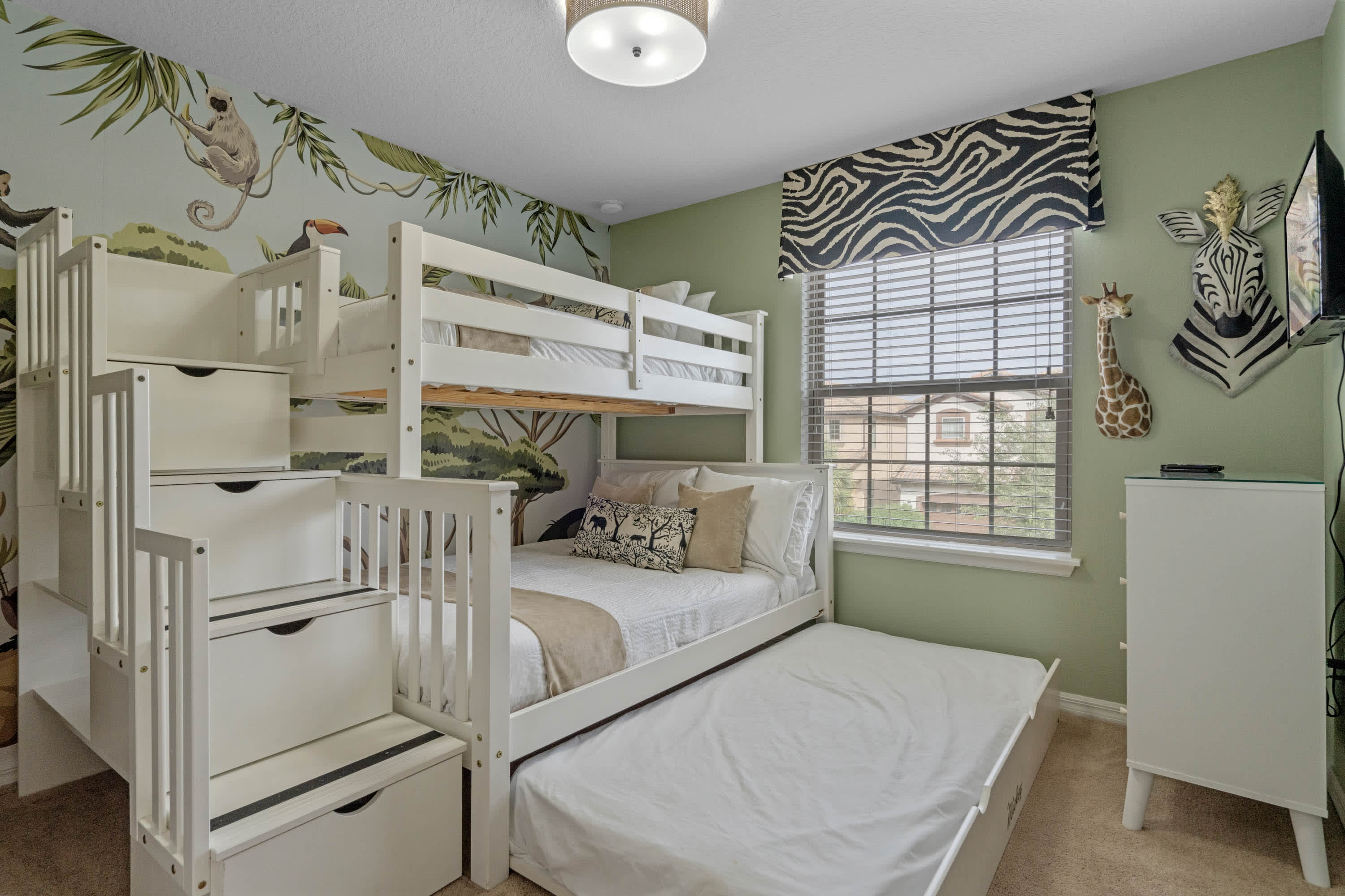 Luxury 5BR Home w/ Pool & Game room + Near Disney